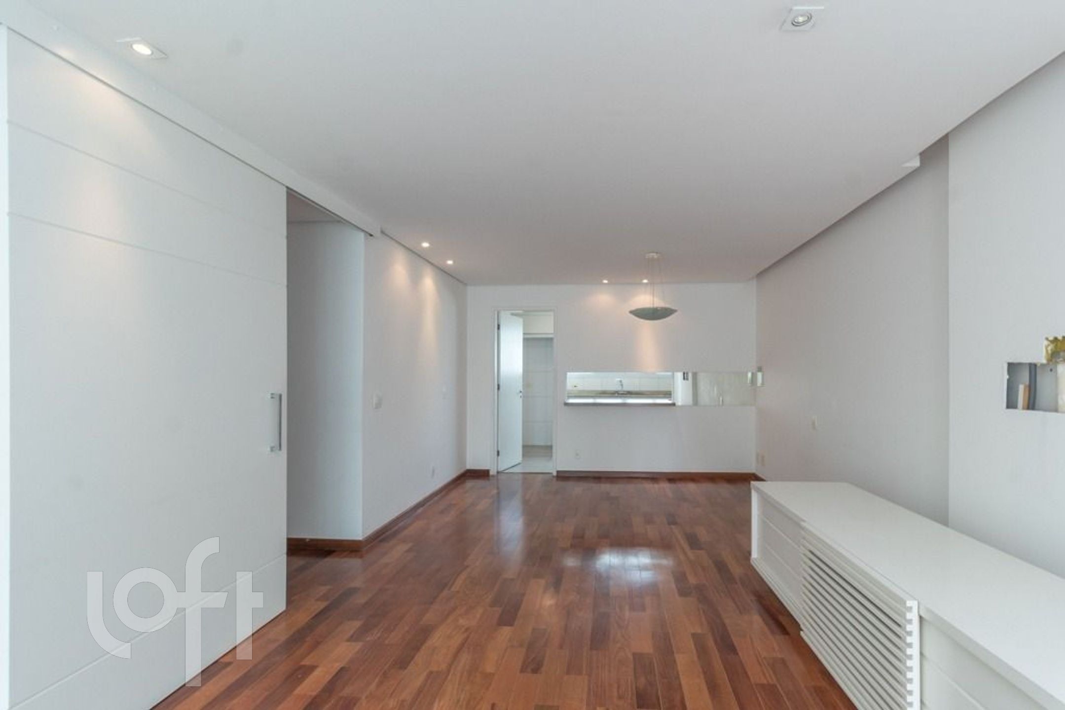 Apartamento à venda com 2 quartos, 105m² - Foto 3