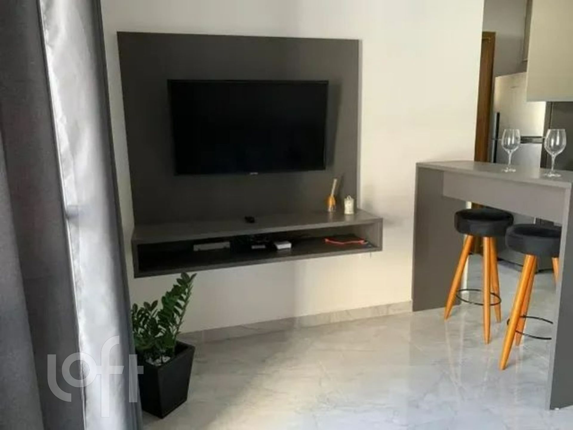 Apartamento à venda com 1 quarto, 28m² - Foto 7