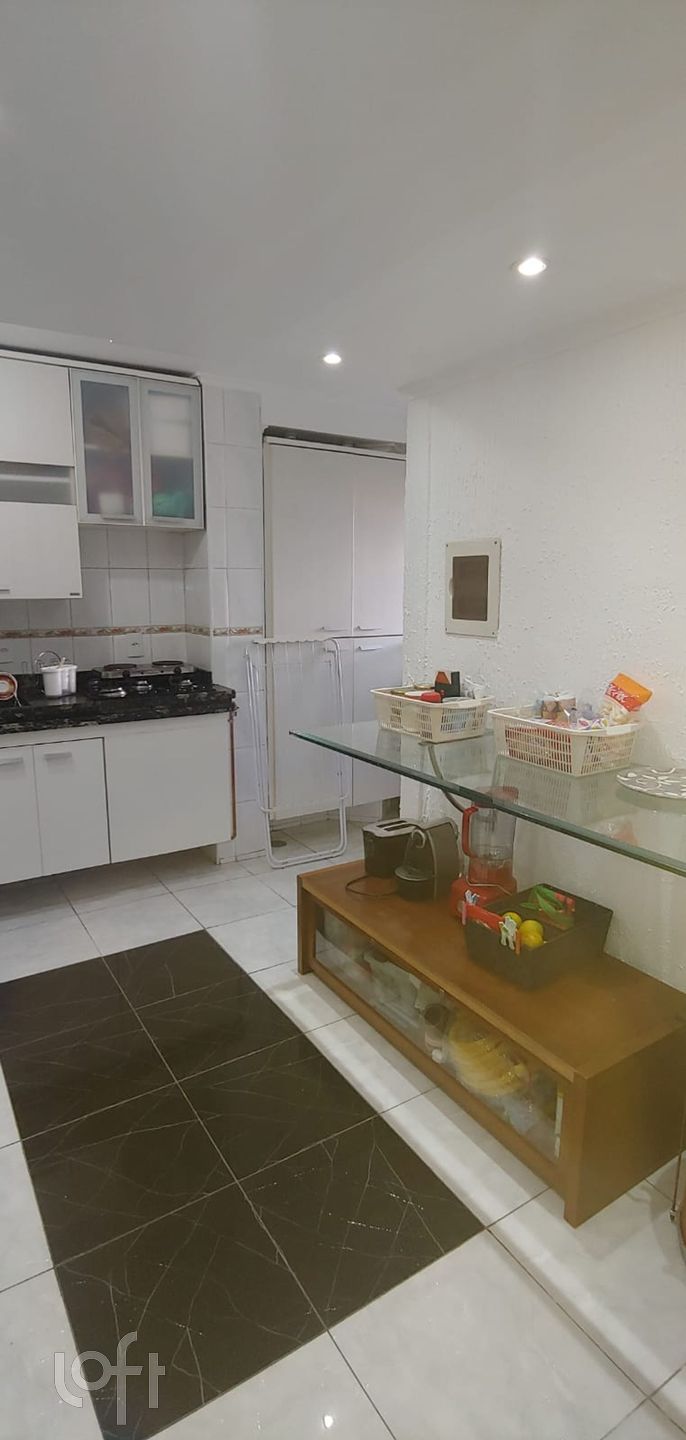 Apartamento à venda com 2 quartos, 64m² - Foto 13