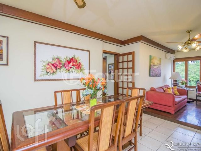 Apartamento com 103m², 3 dormitórios, 1 suíte, 1 vaga, Cristo Redentor em Porto Alegre