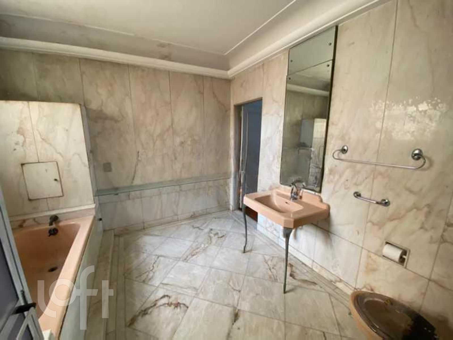 Apartamento à venda com 3 quartos, 280m² - Foto 9