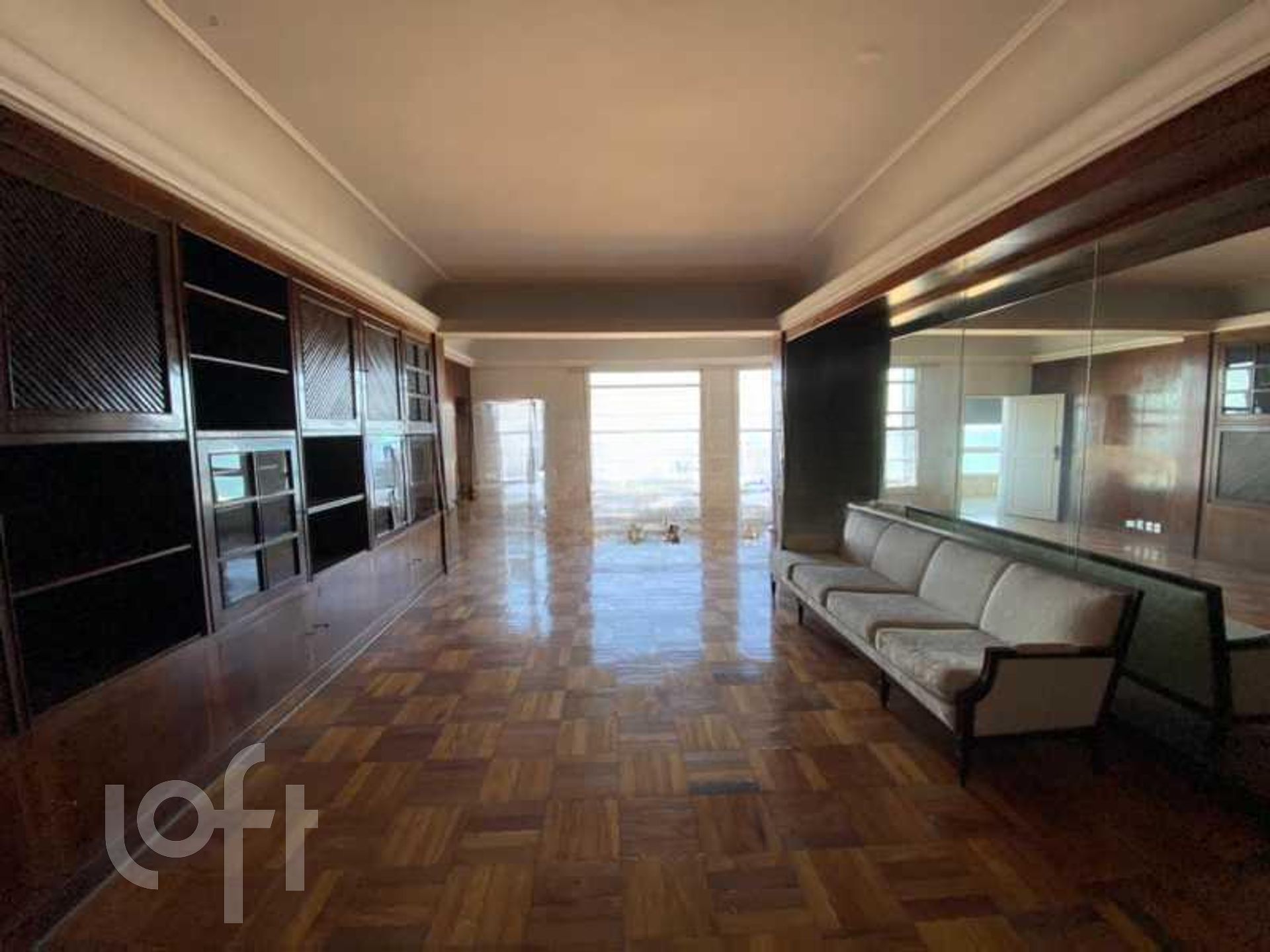 Apartamento à venda com 3 quartos, 280m² - Foto 2