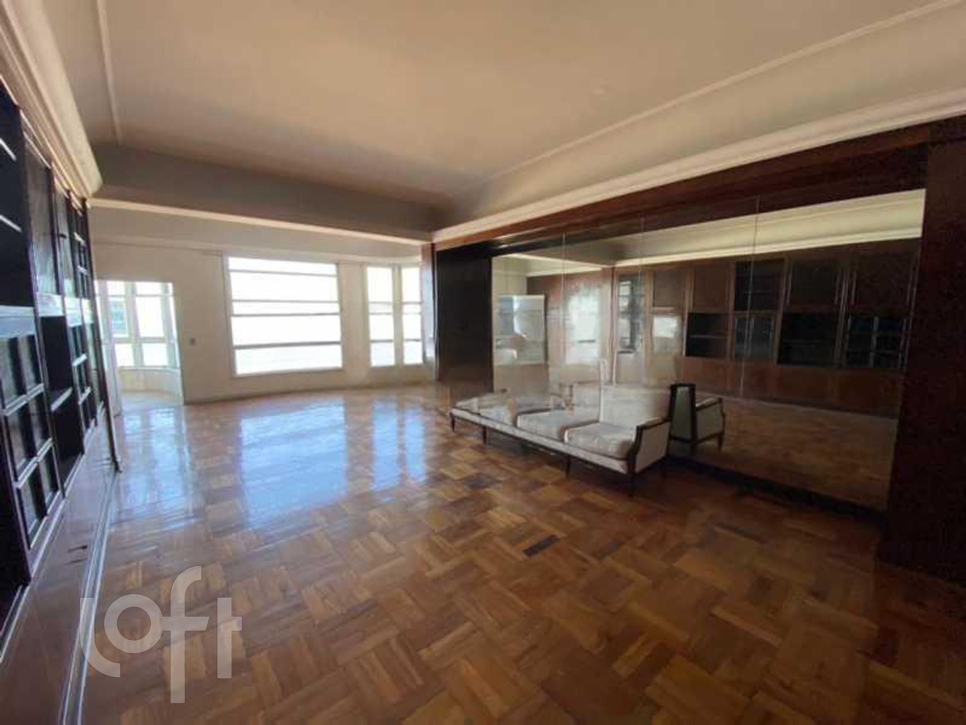 Apartamento à venda com 3 quartos, 280m² - Foto 4