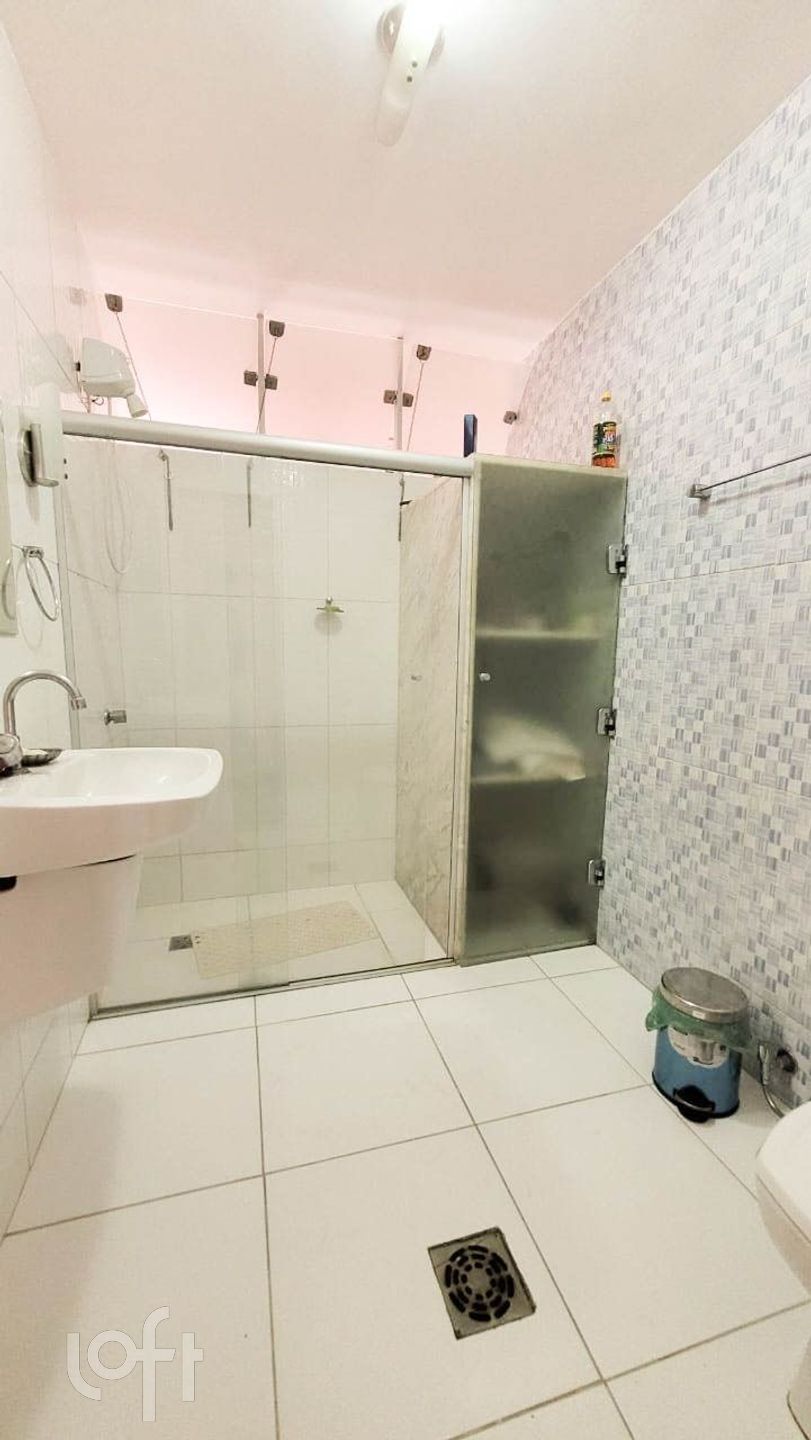 Apartamento à venda com 4 quartos, 220m² - Foto 12