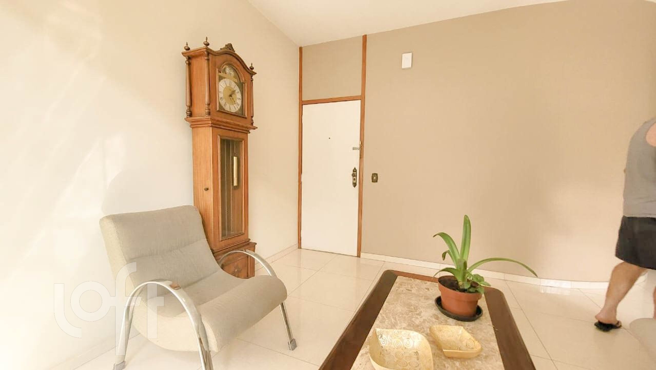 Apartamento à venda com 4 quartos, 220m² - Foto 3