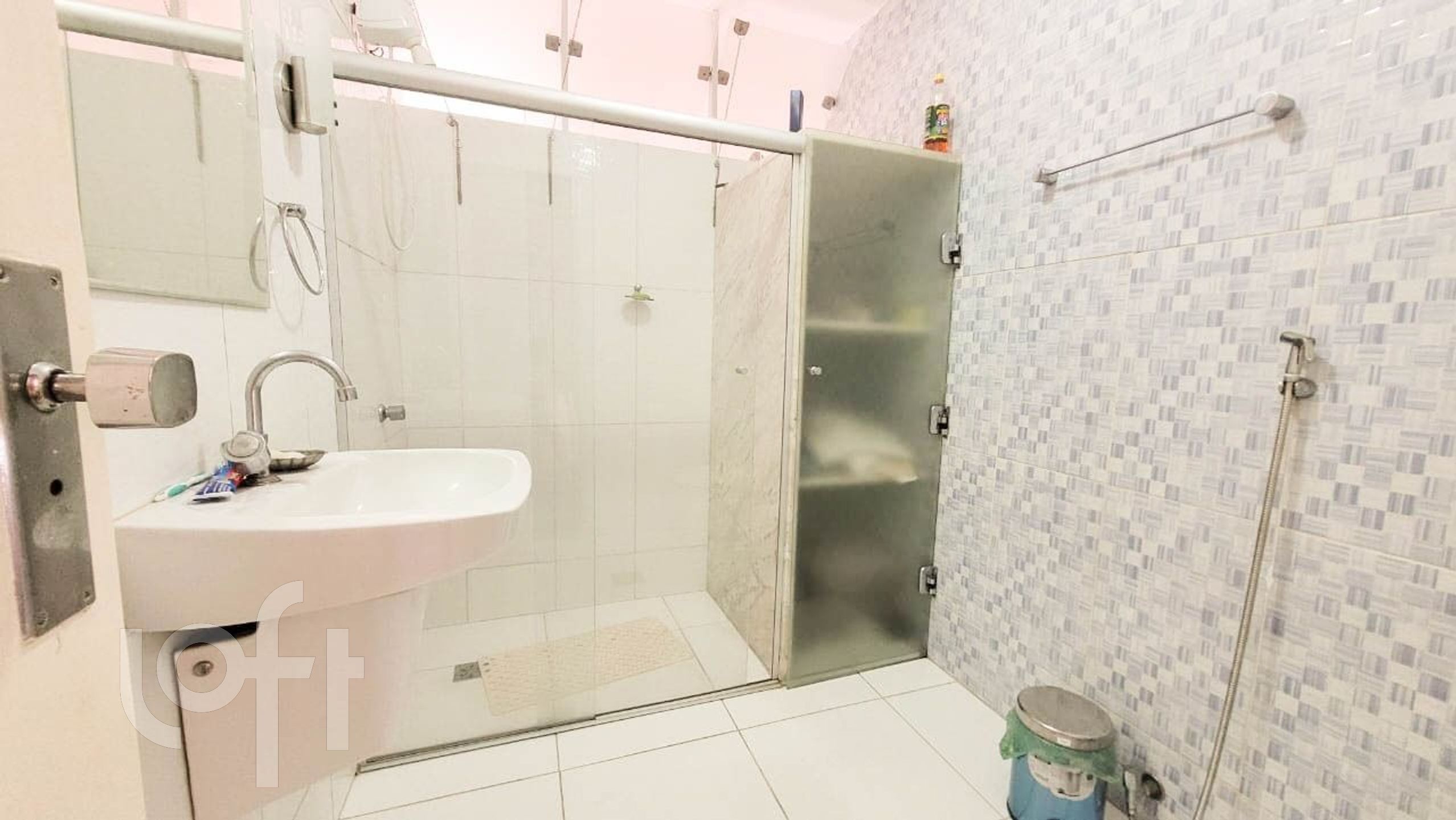 Apartamento à venda com 4 quartos, 220m² - Foto 11