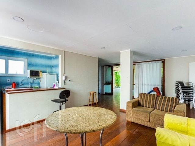 Apartamento com 390m², 4 dormitórios, 2 vagas, Petrópolis em Porto Alegre