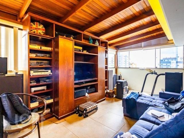 Apartamento com 390m², 4 dormitórios, 2 vagas, Petrópolis em Porto Alegre