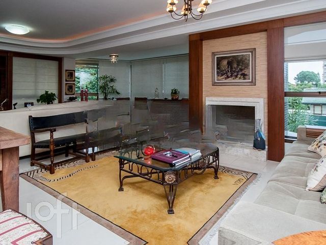 Apartamento com 213m², 3 dormitórios, 3 suítes, 3 vagas, Bela Vista em Porto Alegre