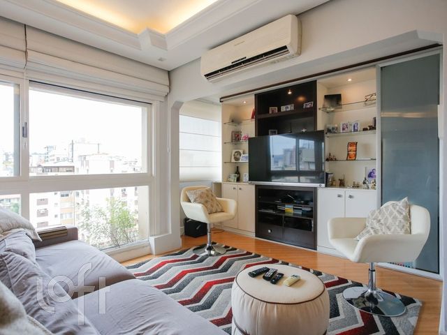 Apartamento com 249m², 3 dormitórios, 1 suíte, 2 vagas, Menino Deus em Porto Alegre