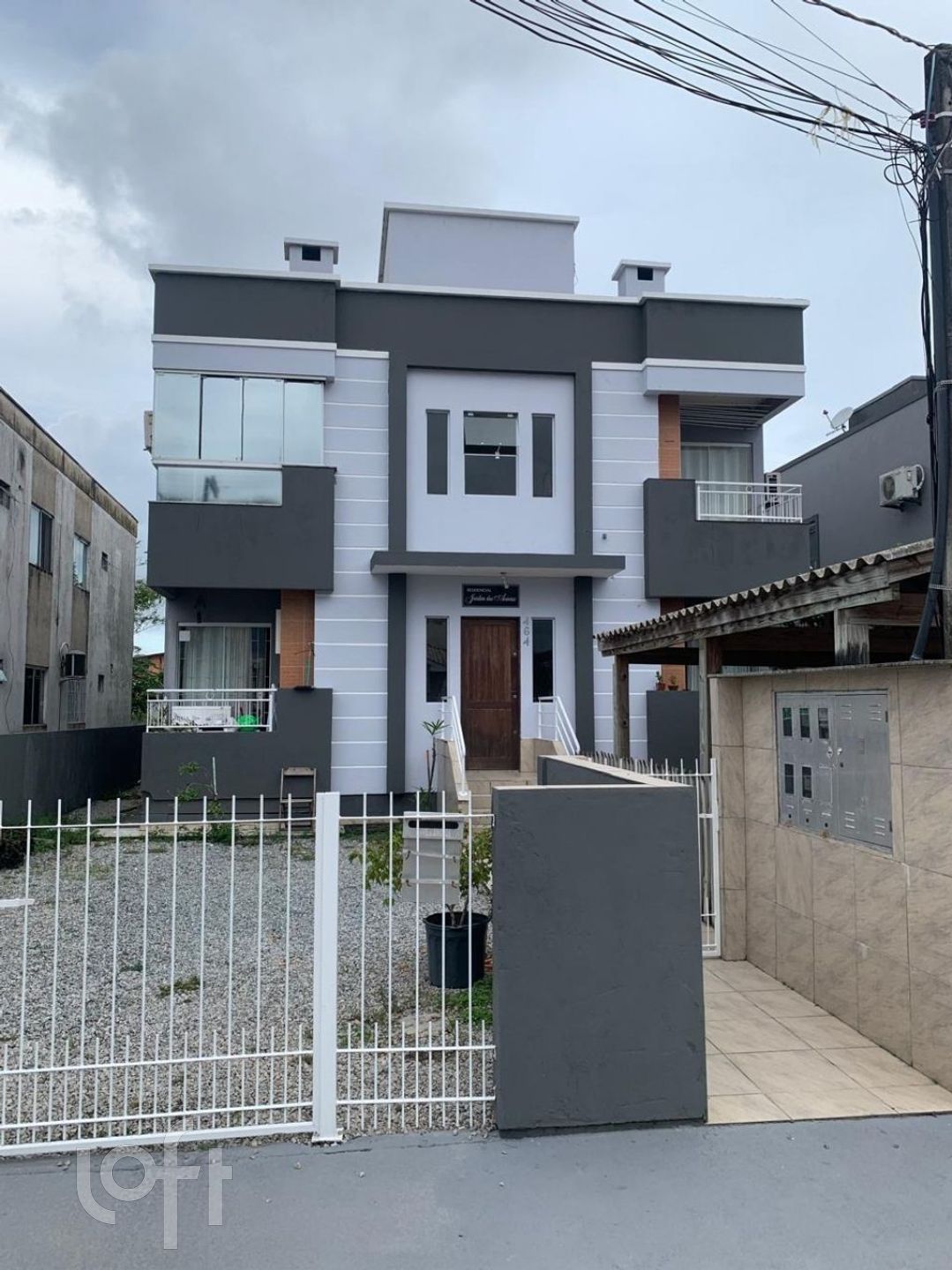 Apartamento à venda em Barra do Aririu com 67 m², 2 quartos, 1 suíte, 1 vaga