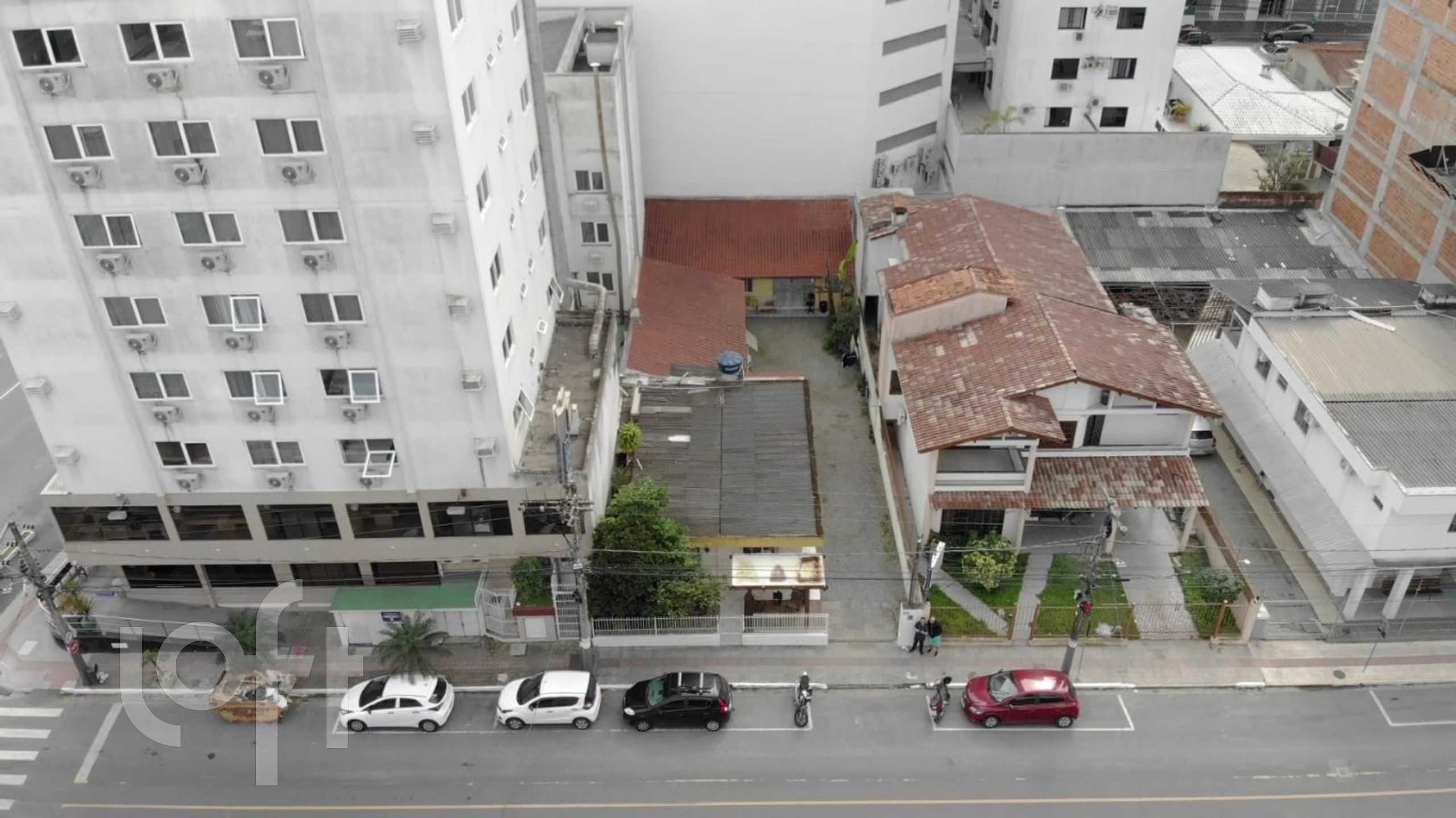 Casa à venda em Centro com 133 m², 4 quartos, 3 vagas