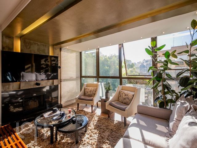 Apartamento com 113m², 2 dormitórios, 2 suítes, Petrópolis em Porto Alegre