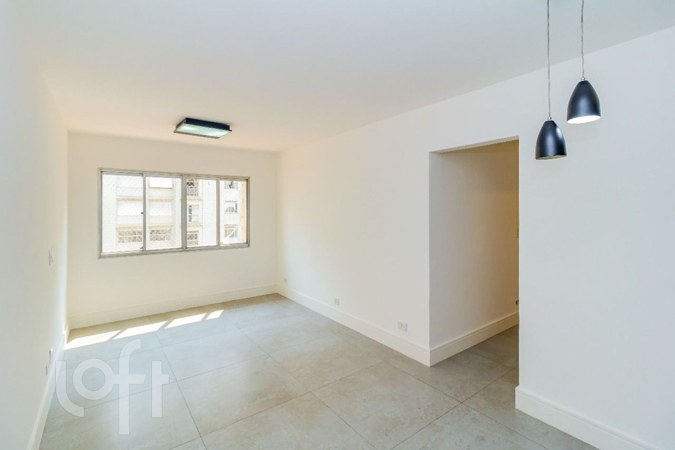 Apartamento à venda com 3 quartos, 70m² - Foto 2