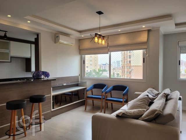 Apartamento com 65m², 2 dormitórios, 1 suíte, 1 vaga, Vila Ipiranga em Porto Alegre