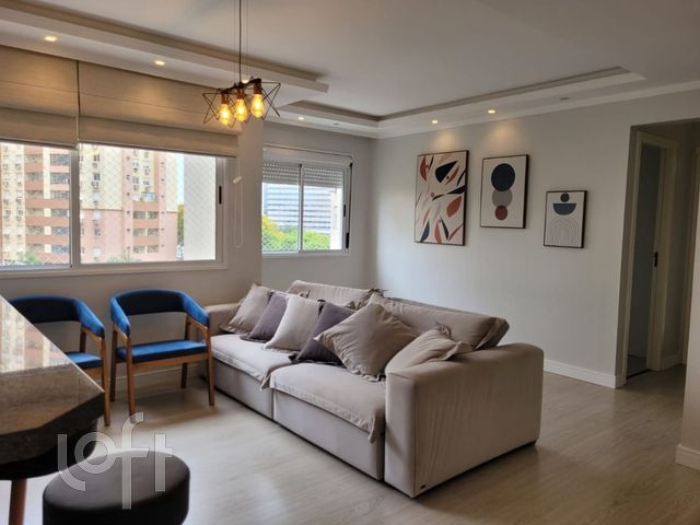 Apartamento com 65m², 2 dormitórios, 1 suíte, 1 vaga, Vila Ipiranga em Porto Alegre