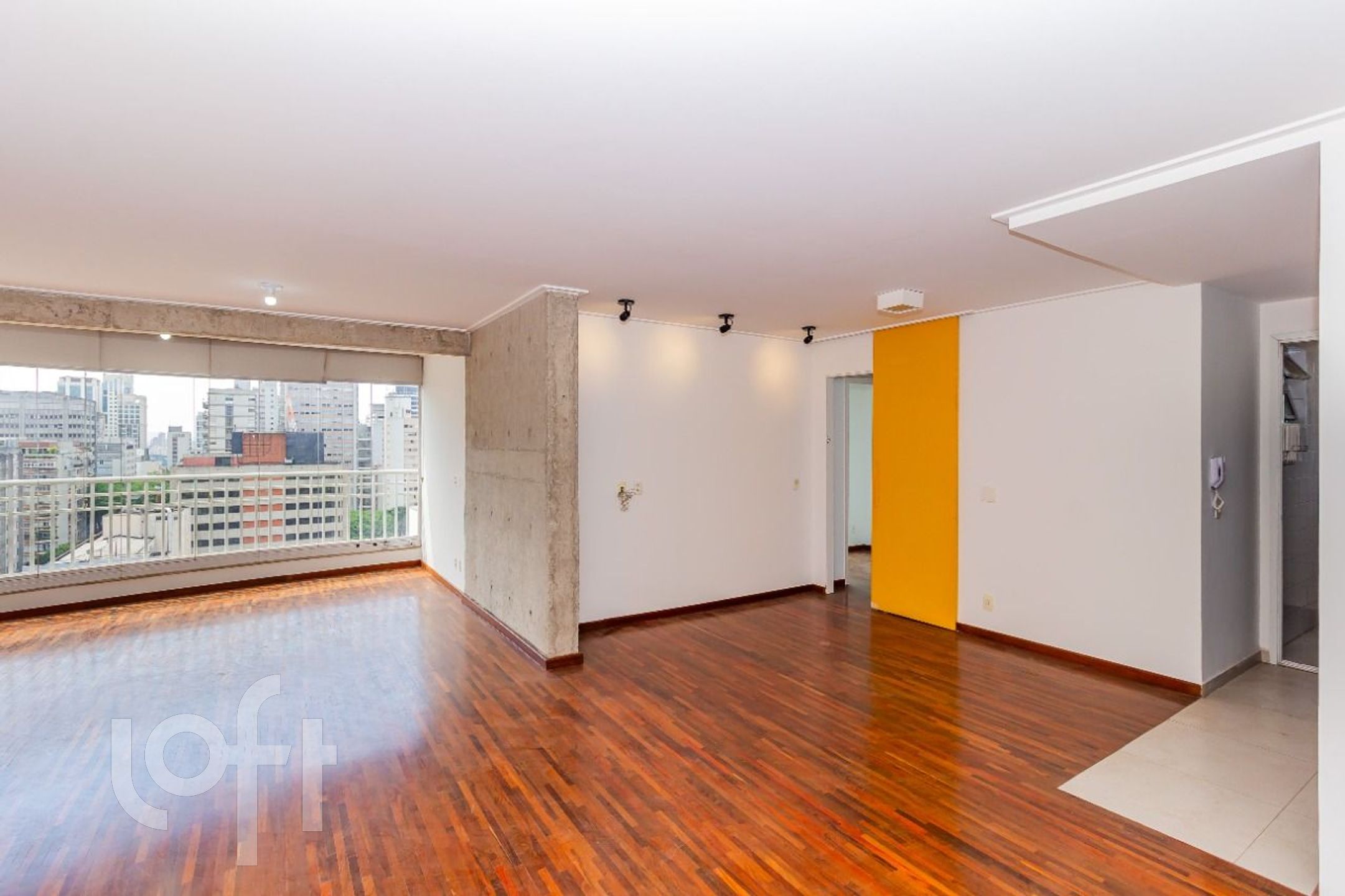 Apartamento à venda com 3 quartos, 117m² - Foto 2