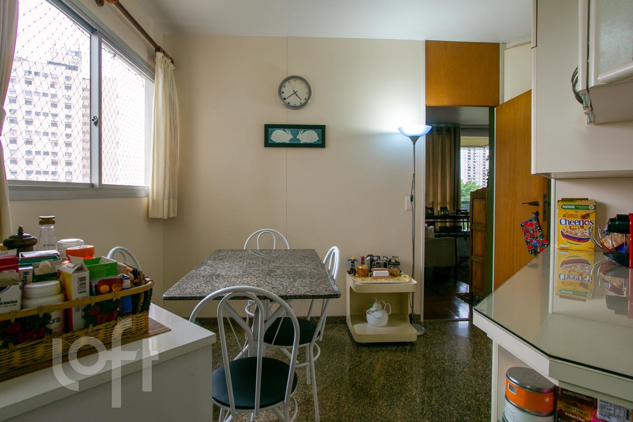 Apartamento à venda com 4 quartos, 200m² - Foto 18