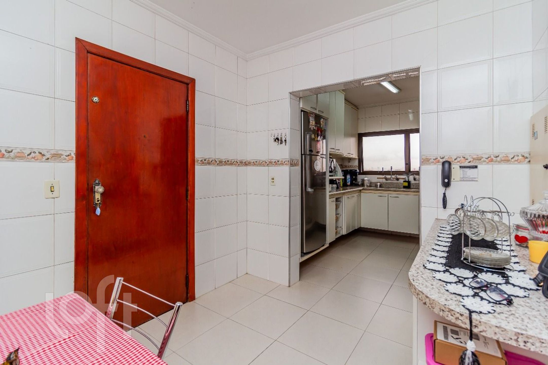 Apartamento à venda com 3 quartos, 142m² - Foto 13