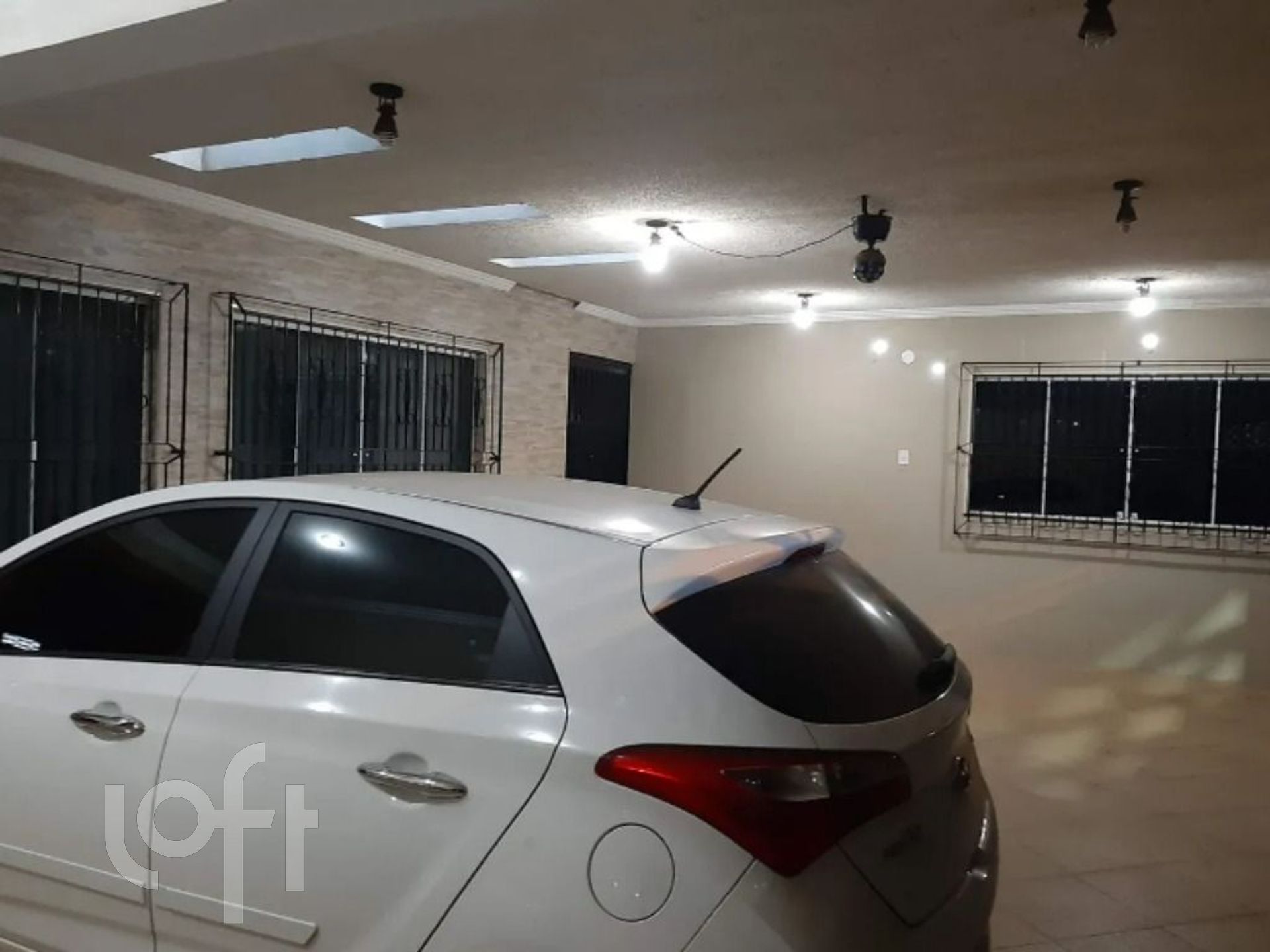 Casa à venda com 6 quartos, 450m² - Foto 5