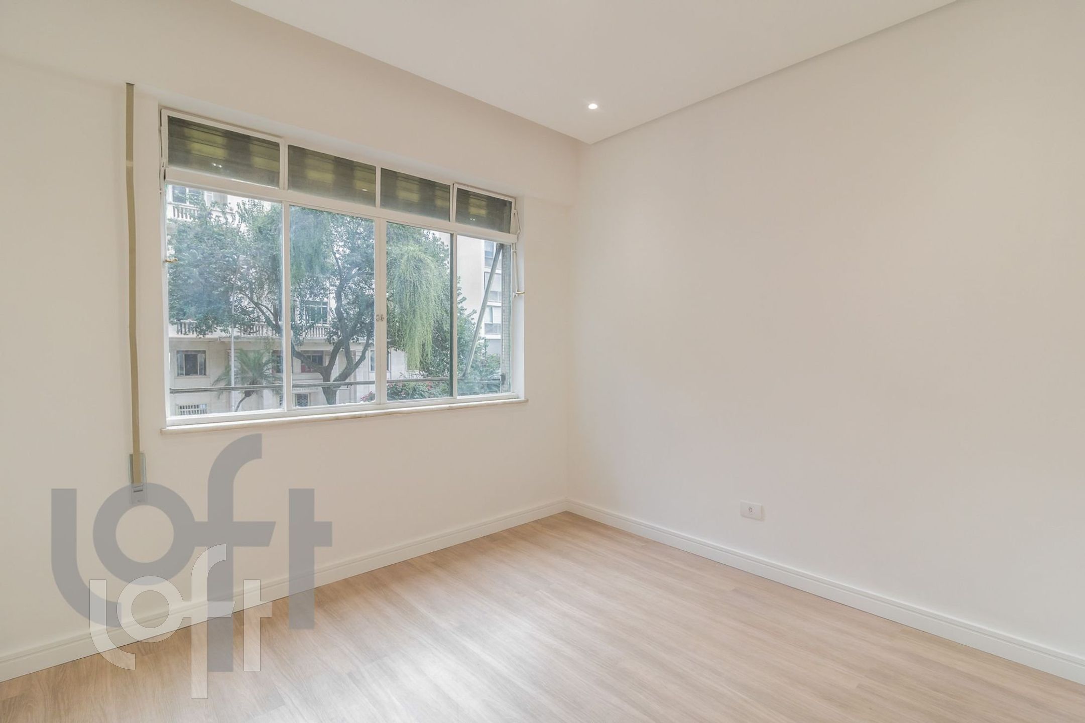 Apartamento à venda com 3 quartos, 123m² - Foto 5