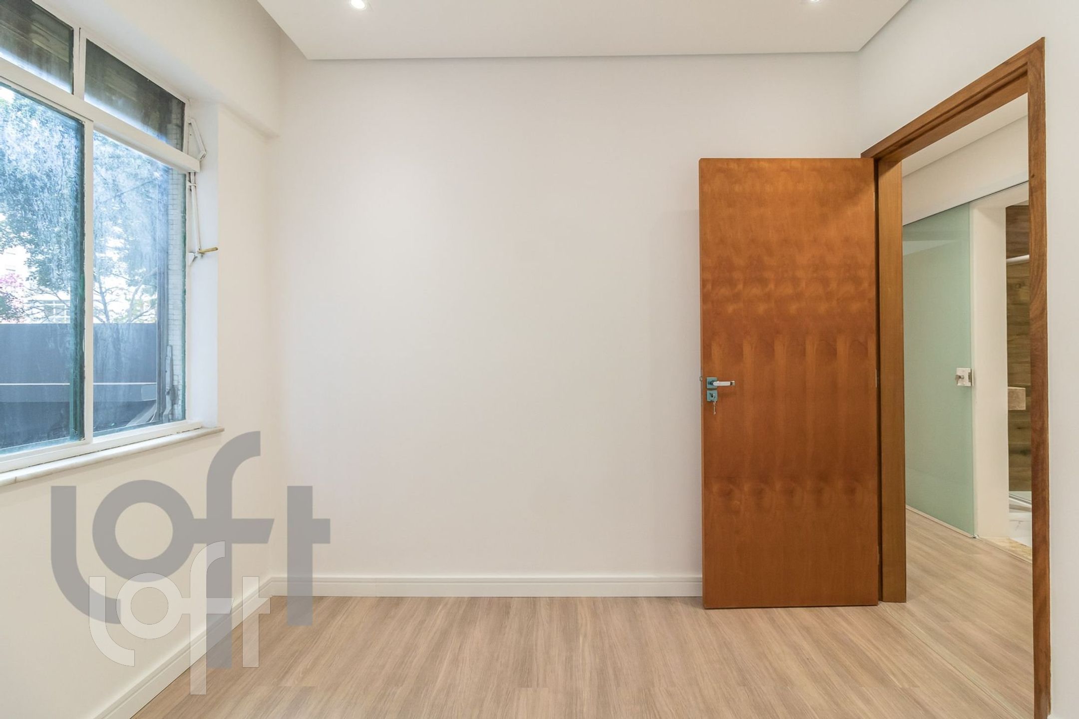 Apartamento à venda com 3 quartos, 123m² - Foto 10