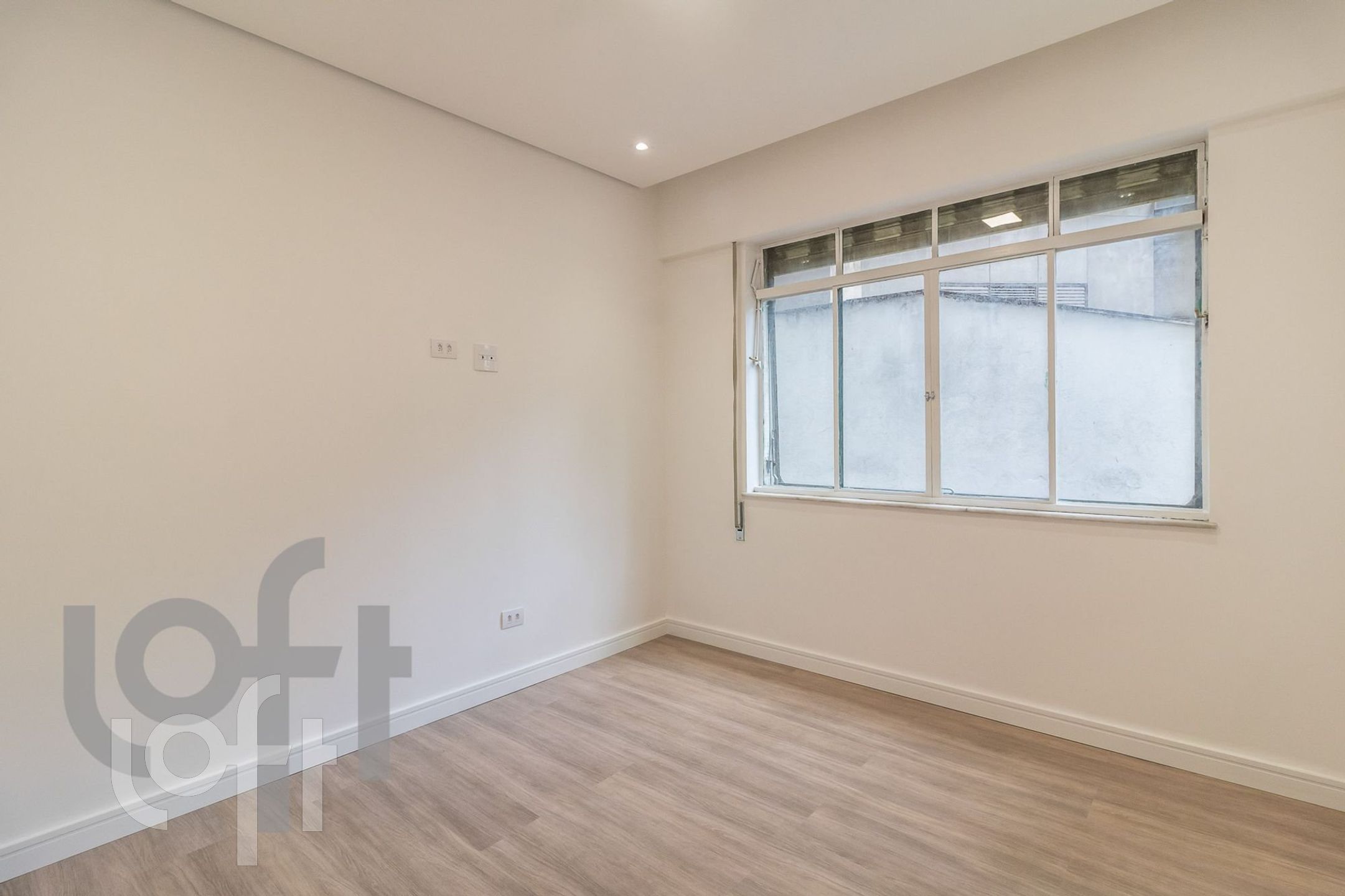 Apartamento à venda com 3 quartos, 123m² - Foto 12