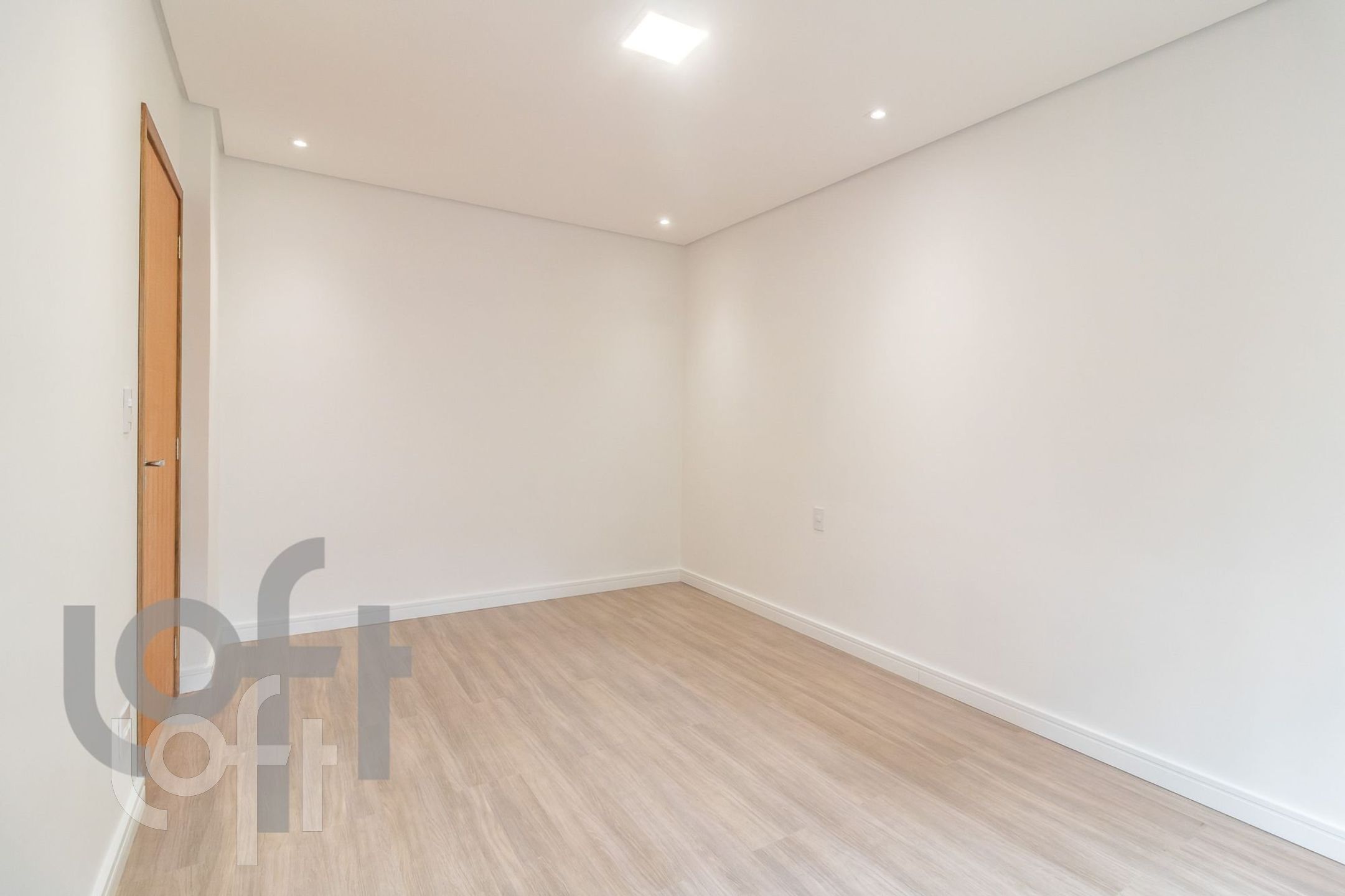 Apartamento à venda com 3 quartos, 123m² - Foto 8