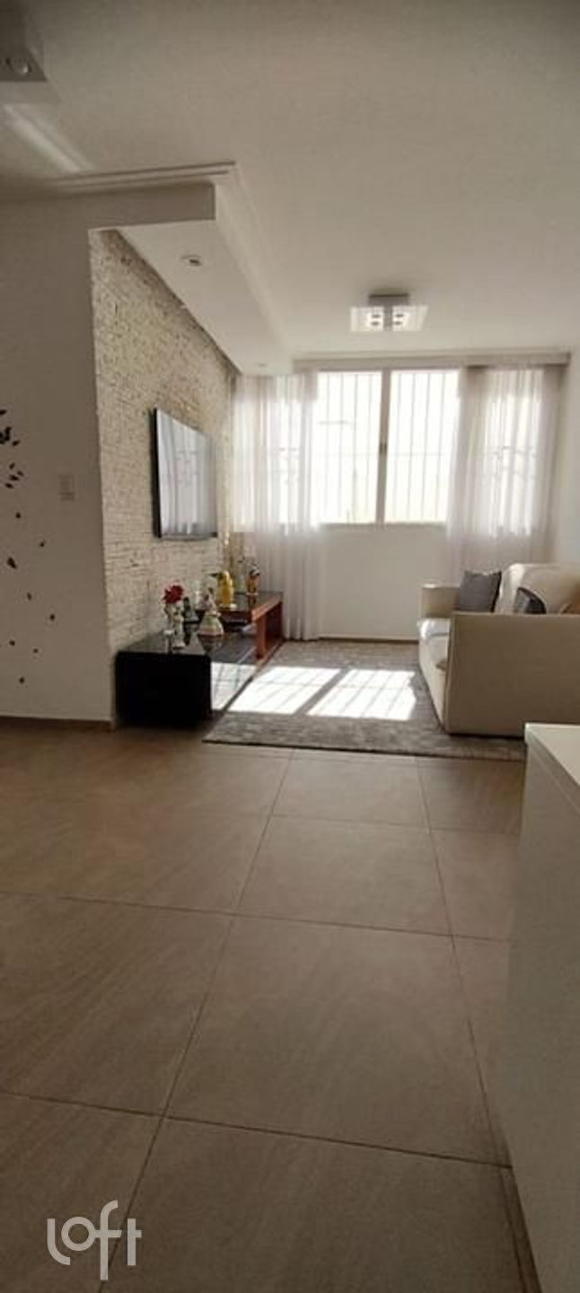 Apartamento à venda com 2 quartos, 72m² - Foto 1