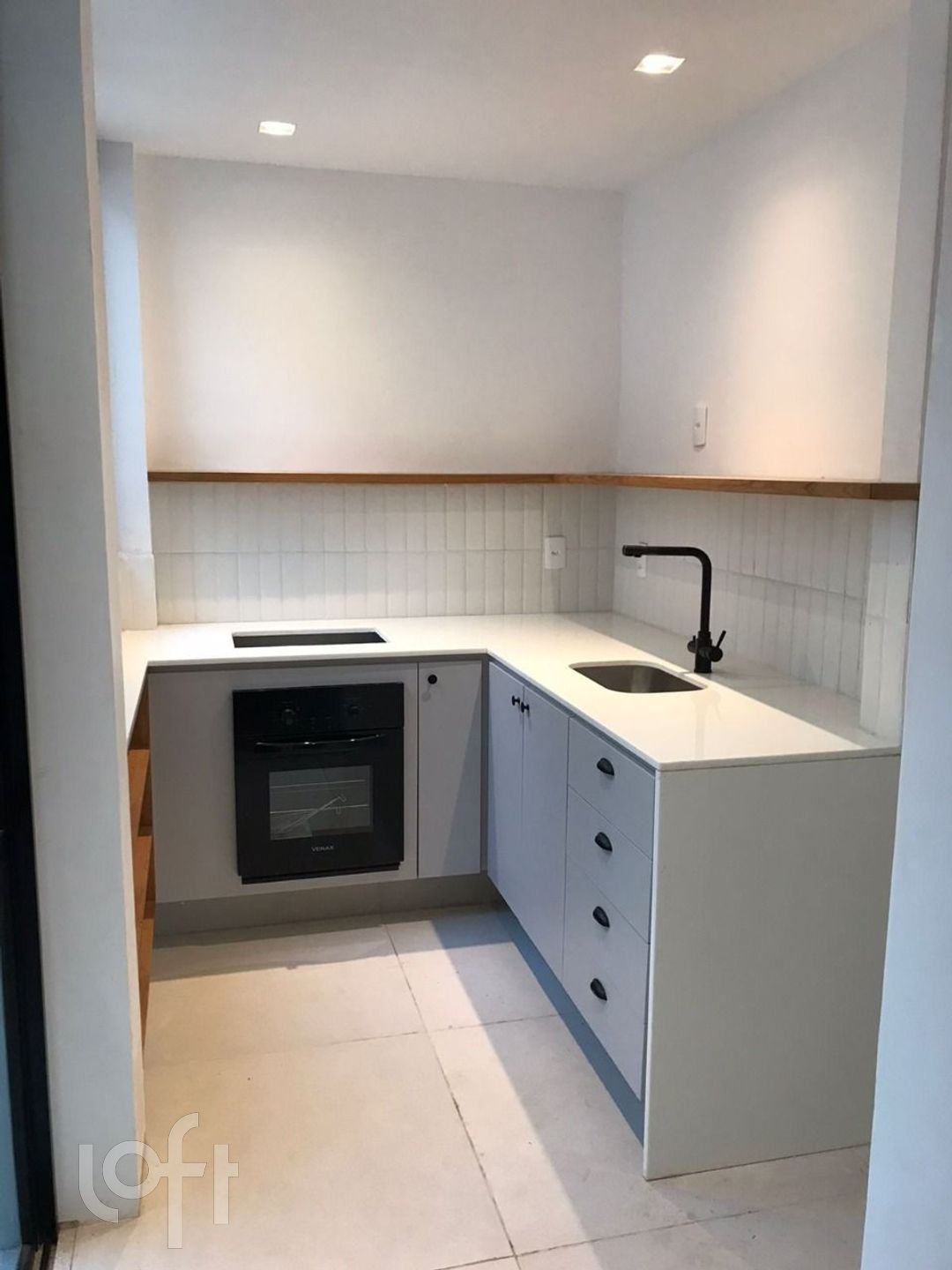 Apartamento à venda com 2 quartos, 64m² - Foto 12