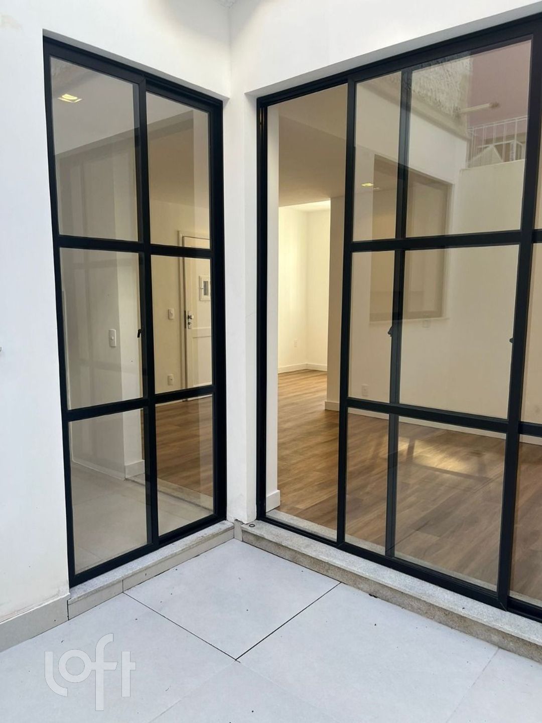 Apartamento à venda com 2 quartos, 64m² - Foto 7