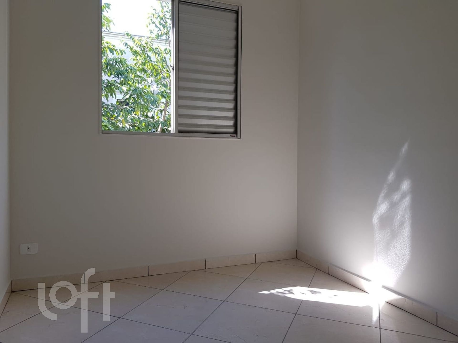 Apartamento à venda com 2 quartos, 48m² - Foto 4