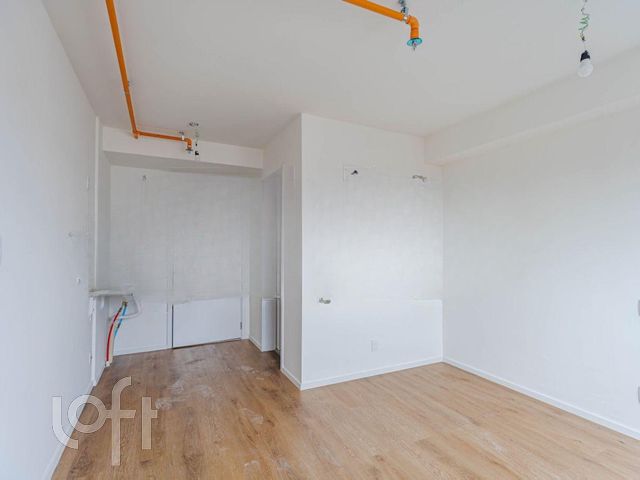Apartamento com 23m², 1 dormitório, Cidade Baixa em Porto Alegre