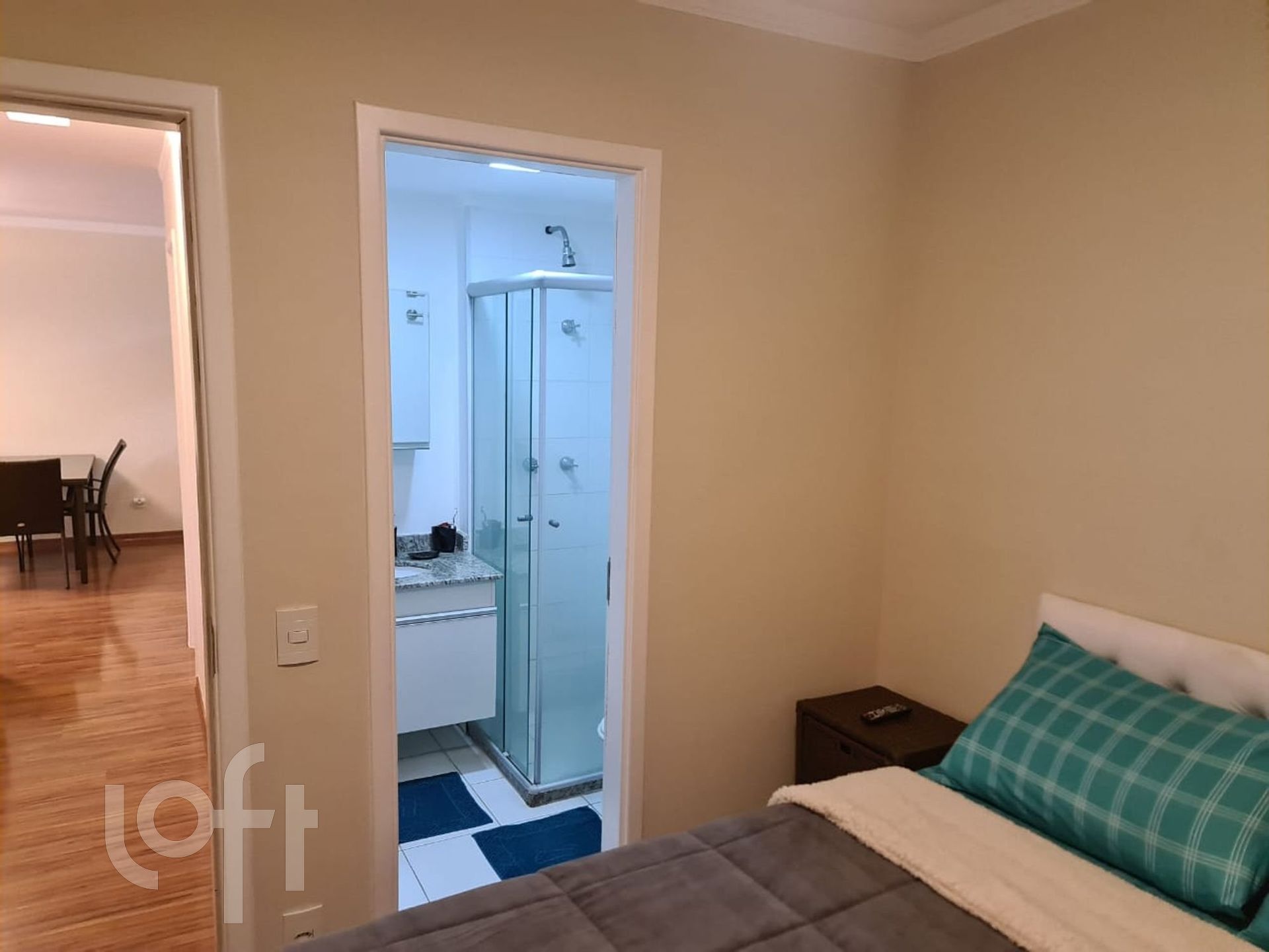 Apartamento à venda com 2 quartos, 69m² - Foto 4