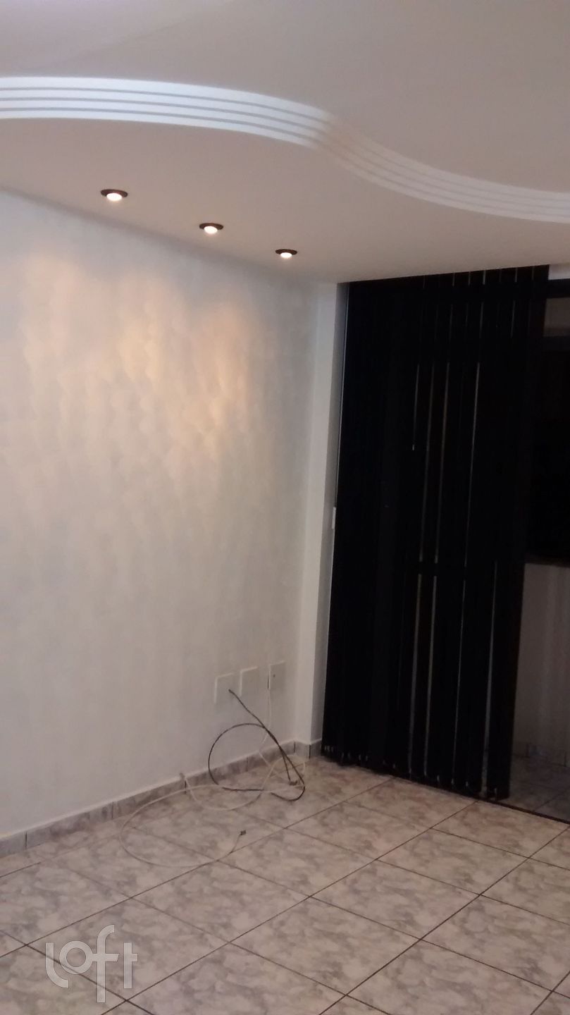 Apartamento à venda com 2 quartos, 57m² - Foto 1