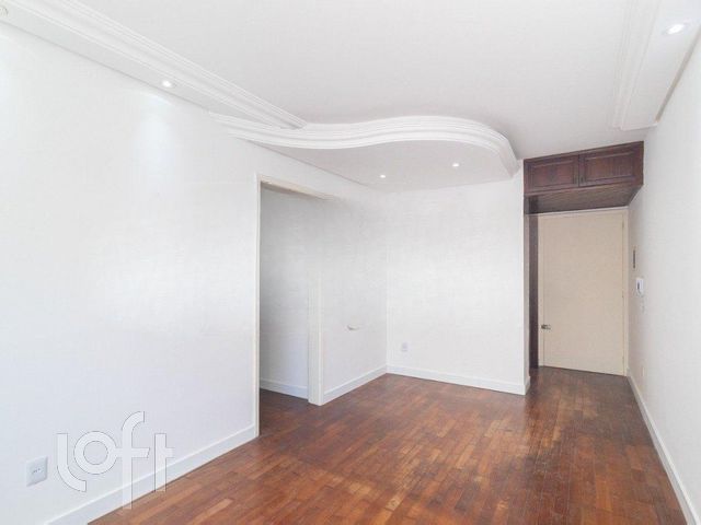 Apartamento com 83m², 3 dormitórios, 1 suíte, 1 vaga, Menino Deus em Porto Alegre