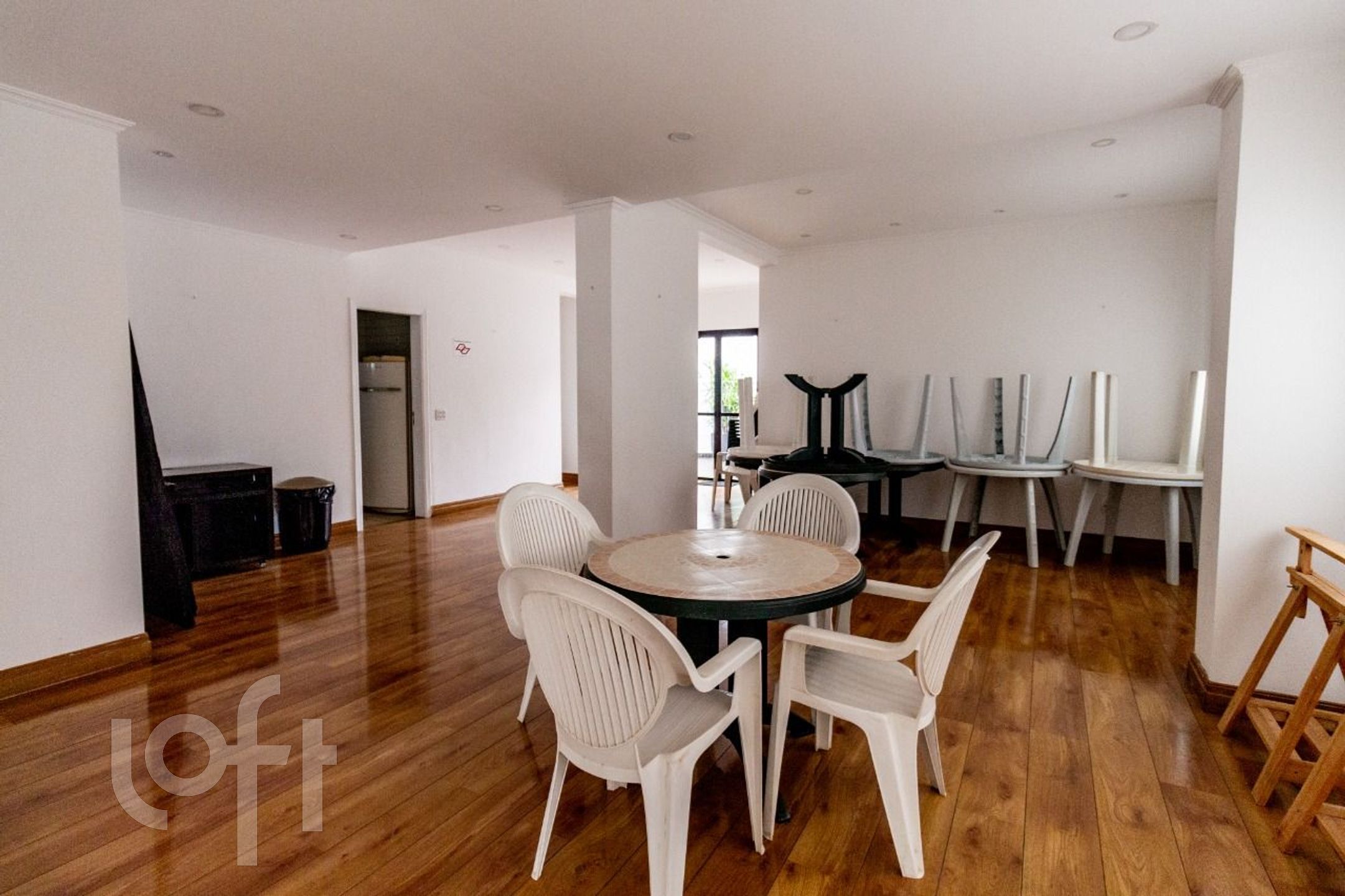 Apartamento à venda com 3 quartos, 100m² - Foto 42