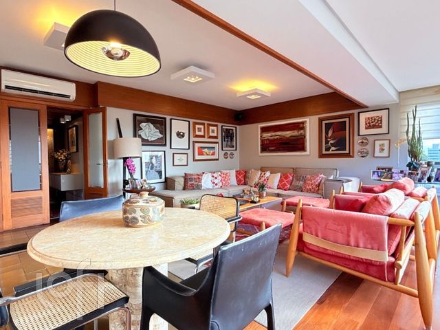 Apartamento com 435m², 4 dormitórios, 2 suítes, 3 vagas, Bela Vista em Porto Alegre