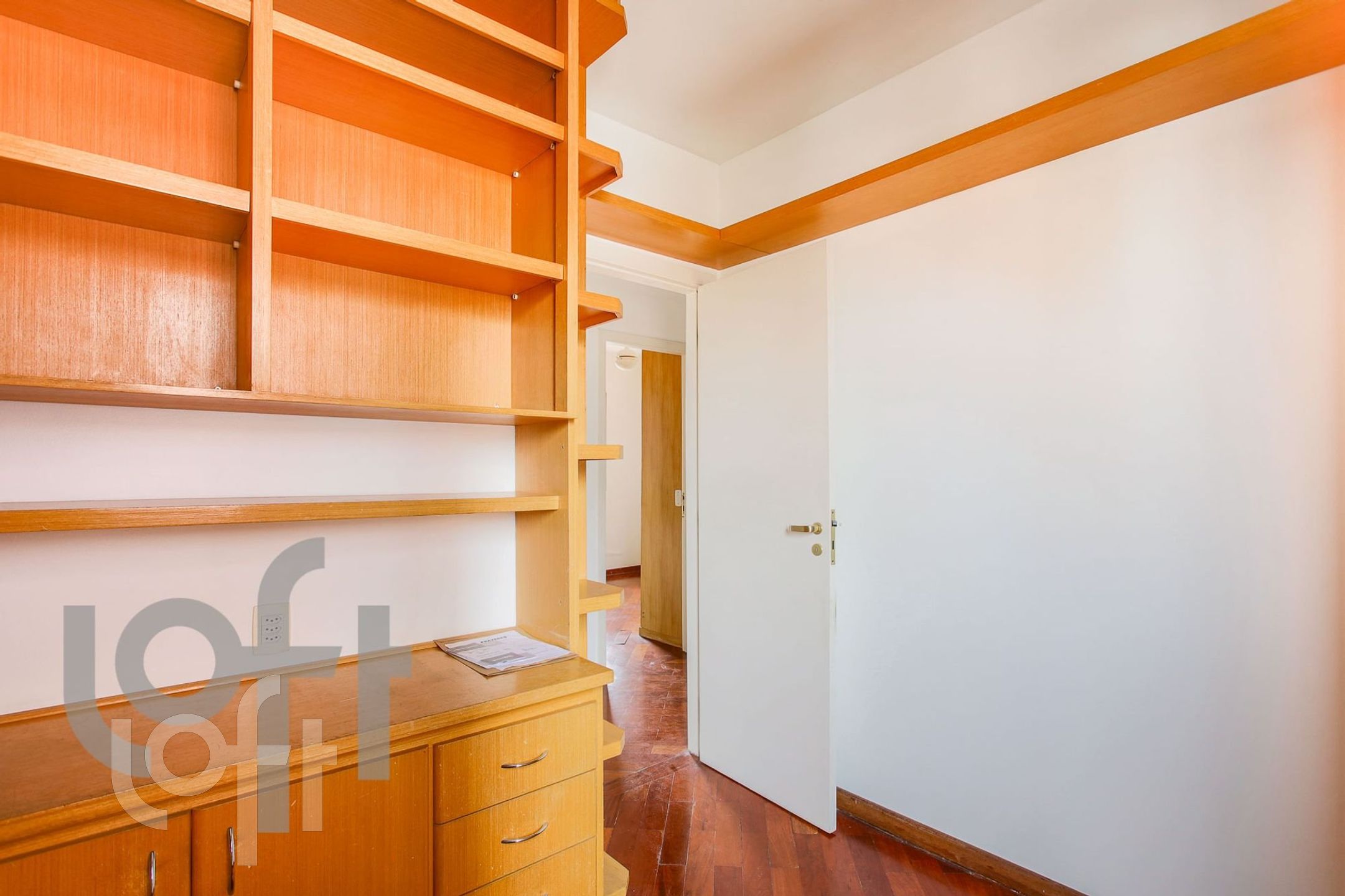 Apartamento à venda com 3 quartos, 84m² - Foto 3