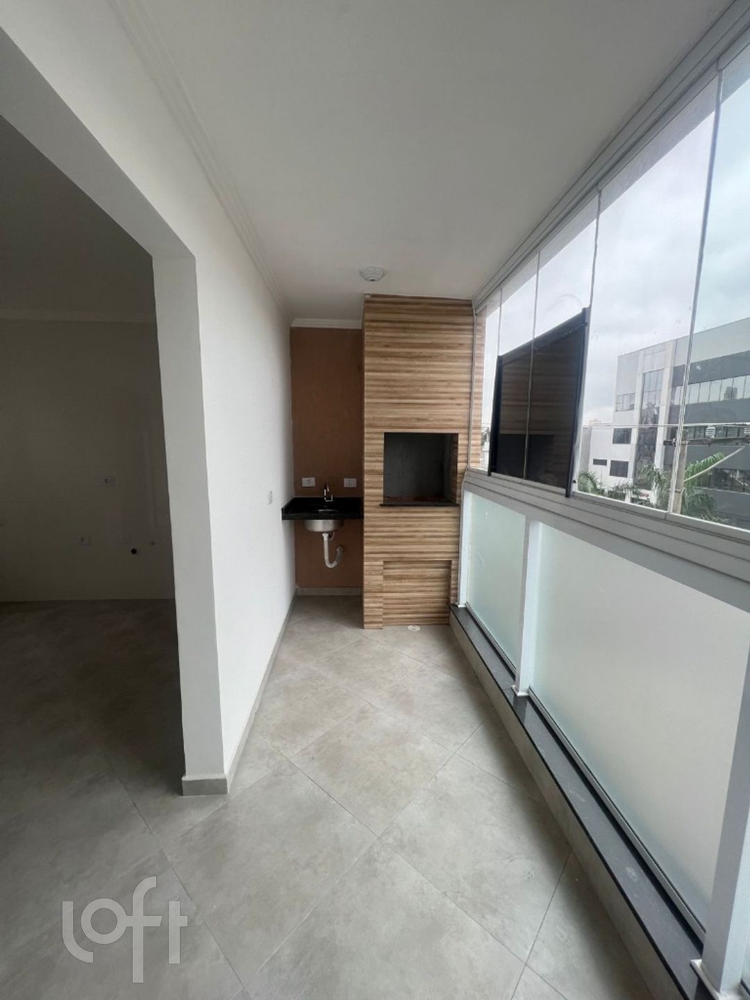 Apartamento à venda com 1 quarto, 42m² - Foto 1