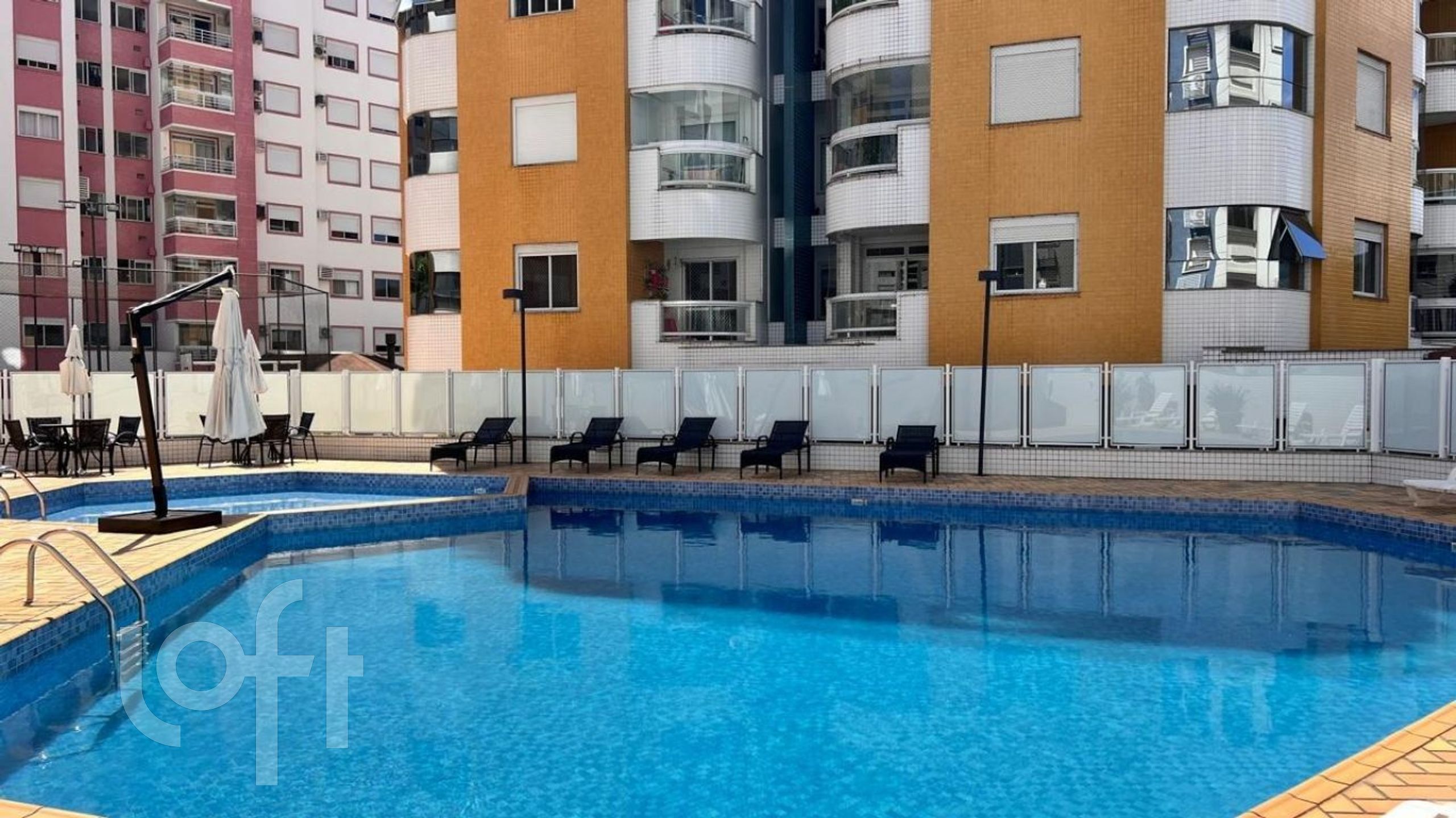 Apartamento à venda em Itacorubi com 106 m², 3 quartos, 1 suíte, 2 vagas