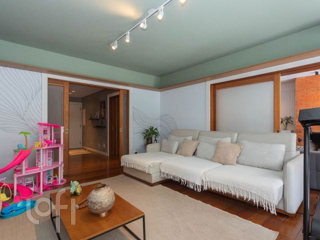 Apartamento com 246m², 3 dormitórios, 3 suítes, 3 vagas, Bela Vista em Porto Alegre