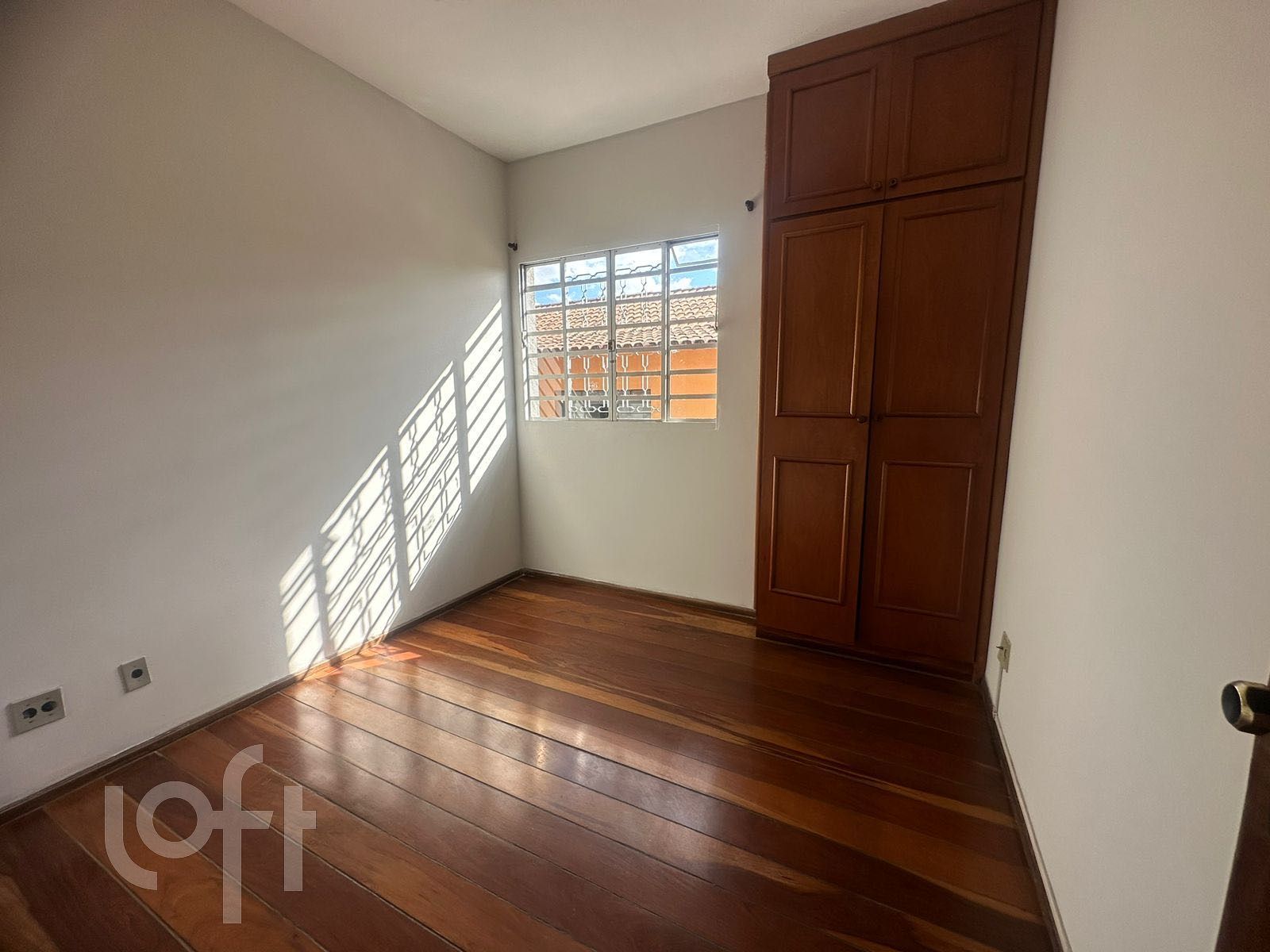 Apartamento à venda com 3 quartos, 150m² - Foto 9