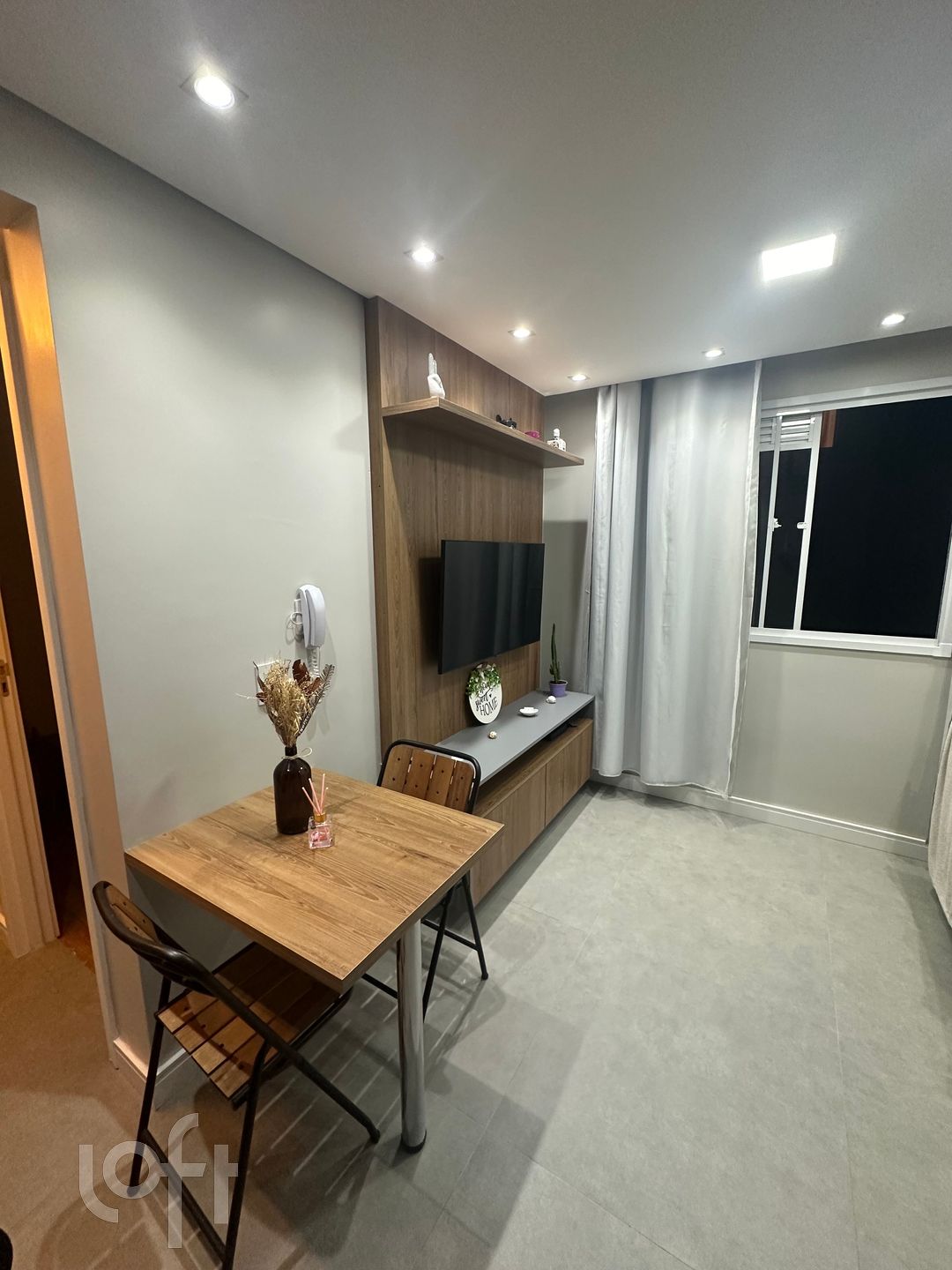 Apartamento à venda com 2 quartos, 33m² - Foto 1