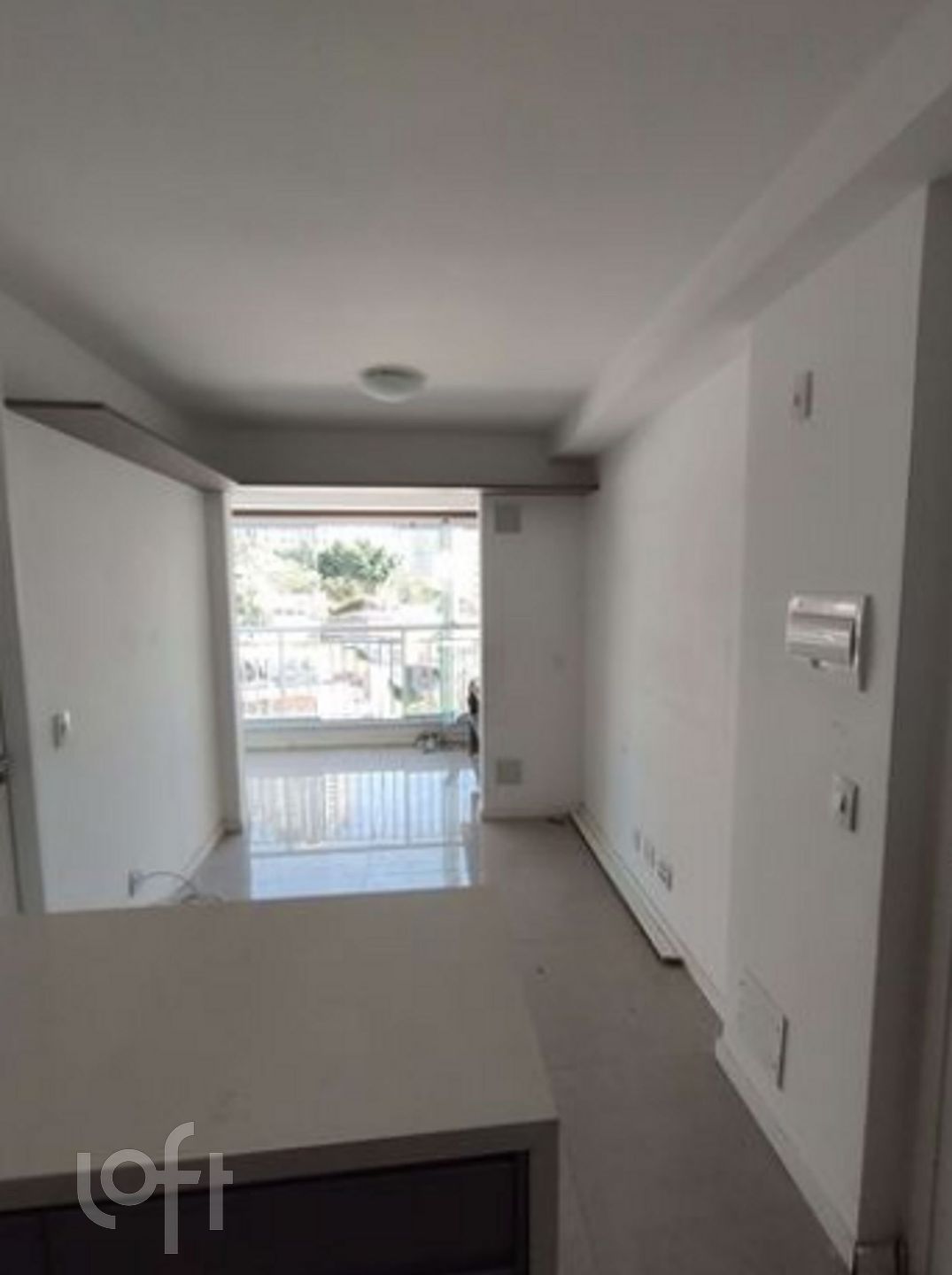 Apartamento à venda com 1 quarto, 35m² - Foto 1