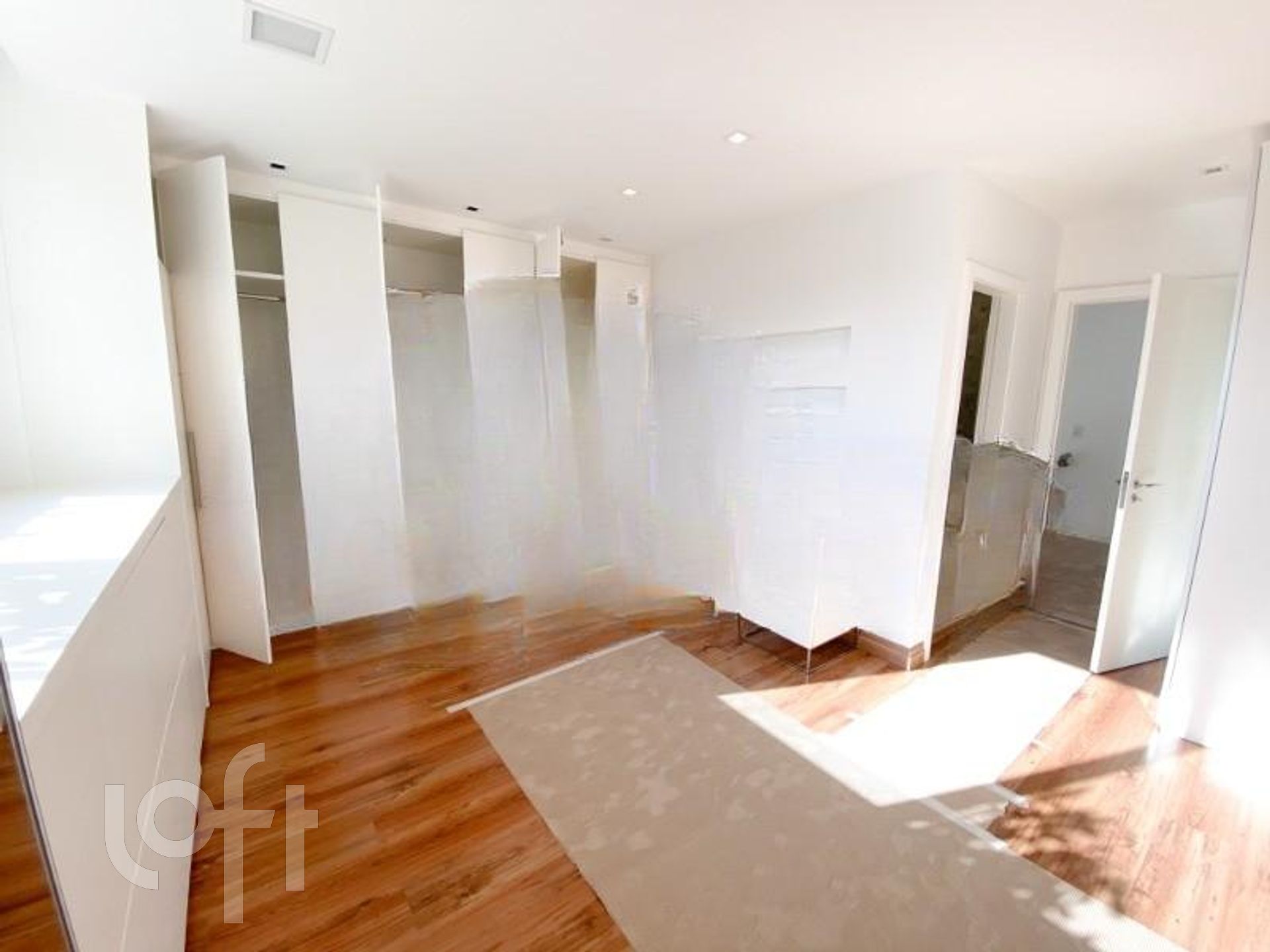 Casa à venda com 4 quartos, 600m² - Foto 14