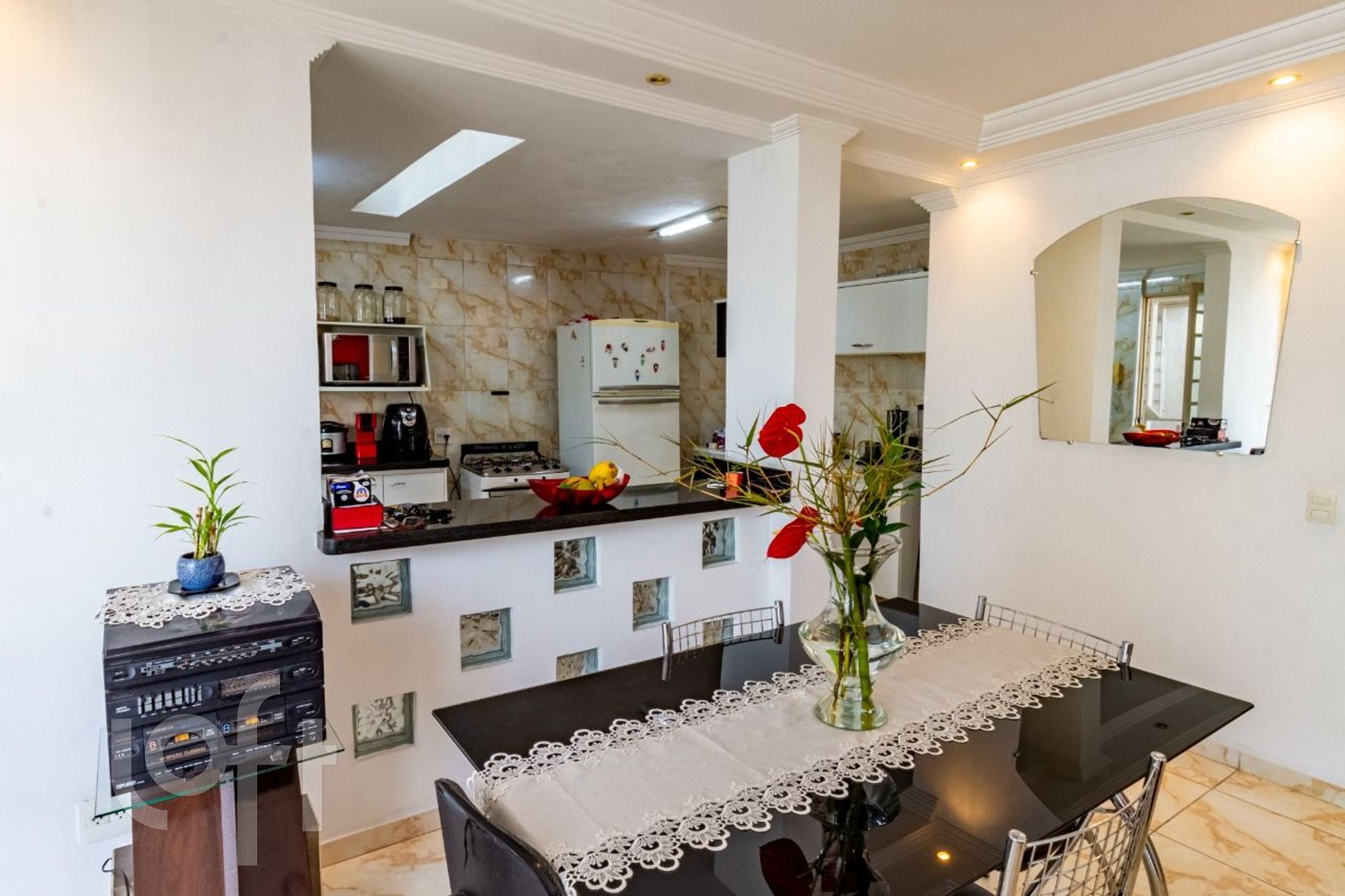 Casa à venda com 2 quartos, 81m² - Foto 5