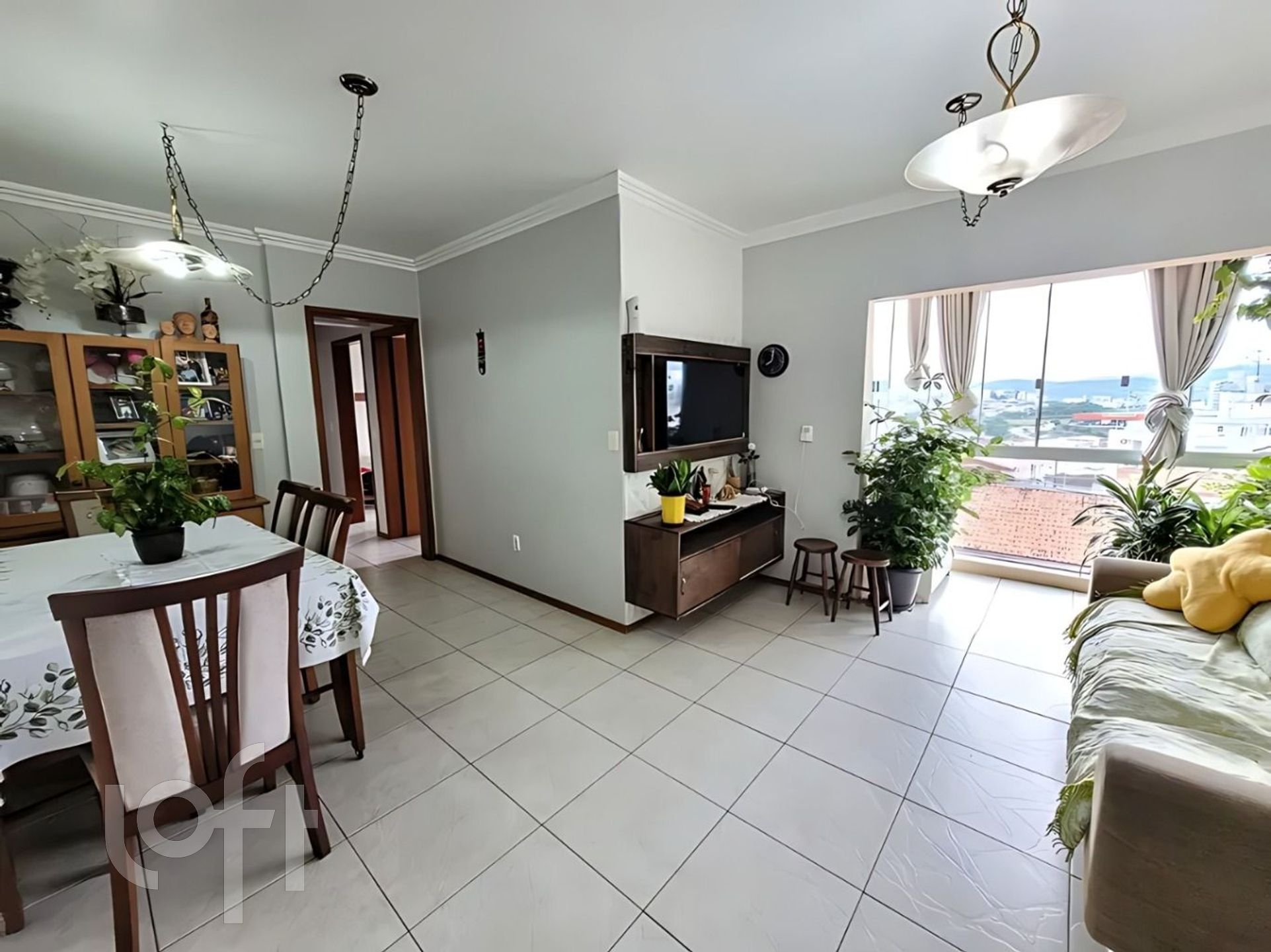 Apartamentos com 94m², 3 quartos, 1 suíte, 1 garagem, no bairro Capoeiras em Florianópolis