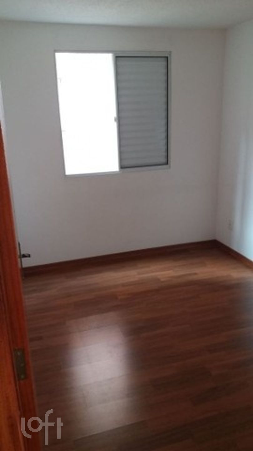 Apartamento à venda com 2 quartos, 40m² - Foto 5