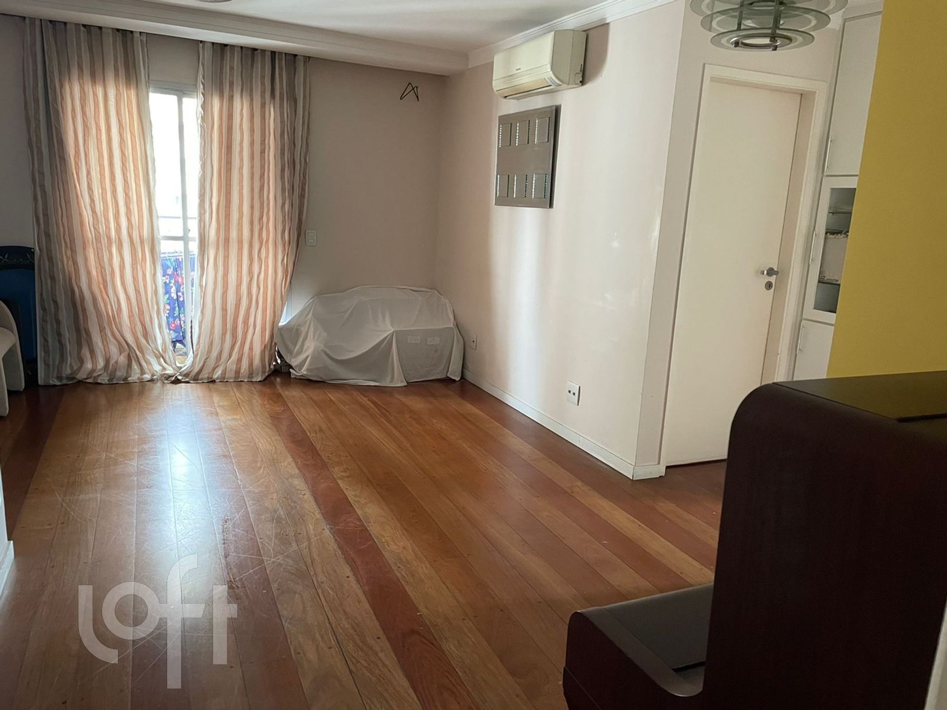 Apartamento à venda com 2 quartos, 72m² - Foto 4